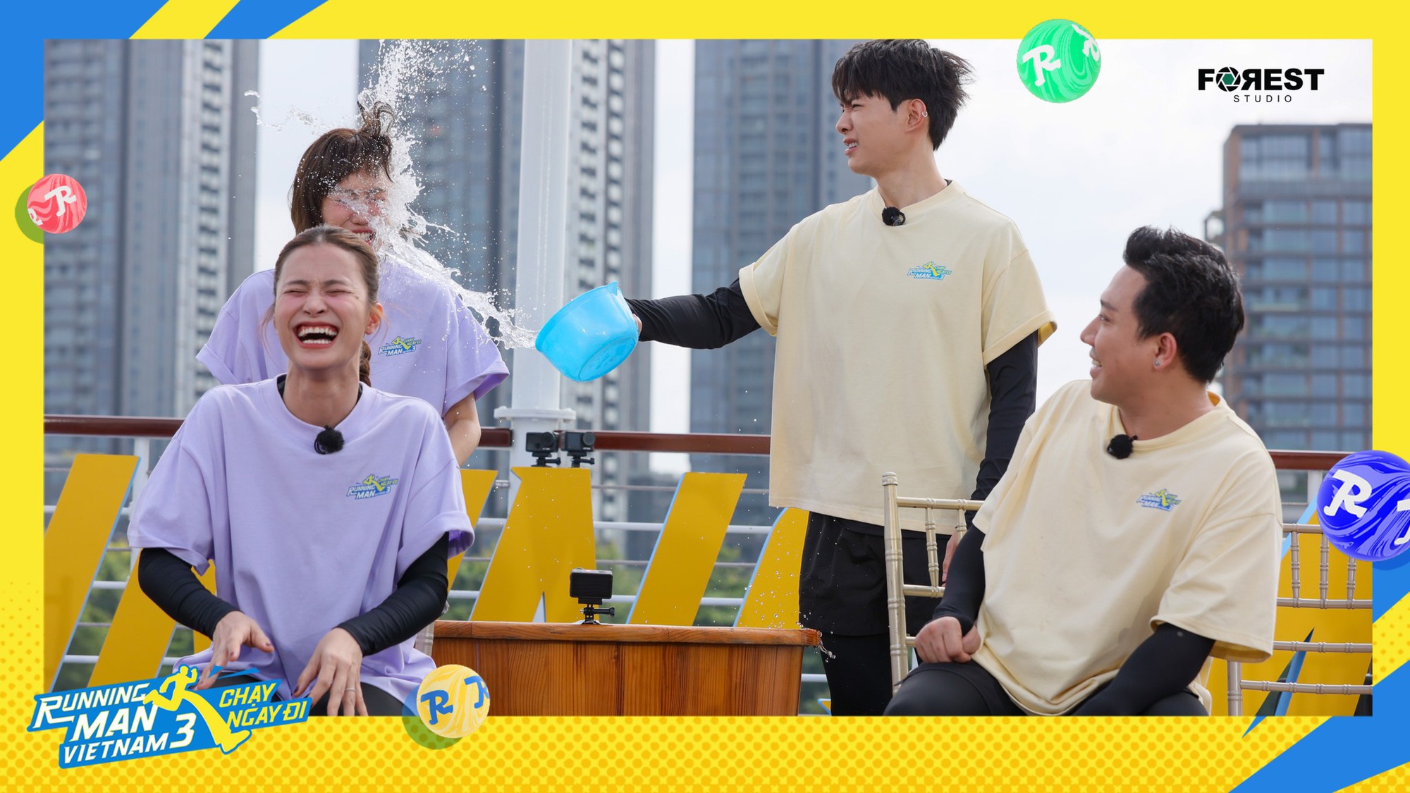 Running man tập 4: Diệu Nhi-Anh Tú đối đầu, 2 gián điệp lộ diện - Ảnh 3. Running man tập 4: Diệu Nhi-Anh Tú đối đầu, 2 gián điệp lộ diện - Ảnh 3.