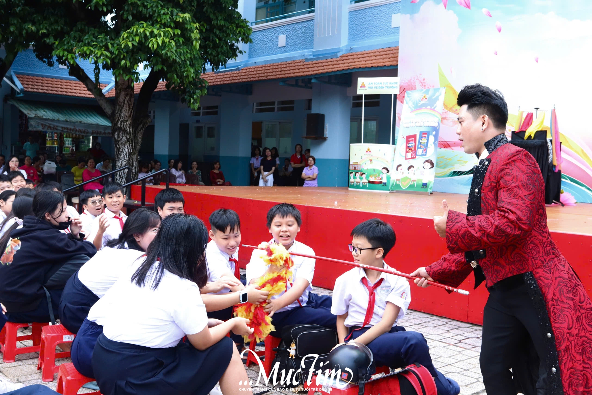 Cùng học trò Trường THCS Trần Văn Ơn tìm hiểu dinh dưỡng, vui khoẻ đến trường- Ảnh 8. Cùng học trò Trường THCS Trần Văn Ơn tìm hiểu dinh dưỡng, vui khoẻ đến trường- Ảnh 8.