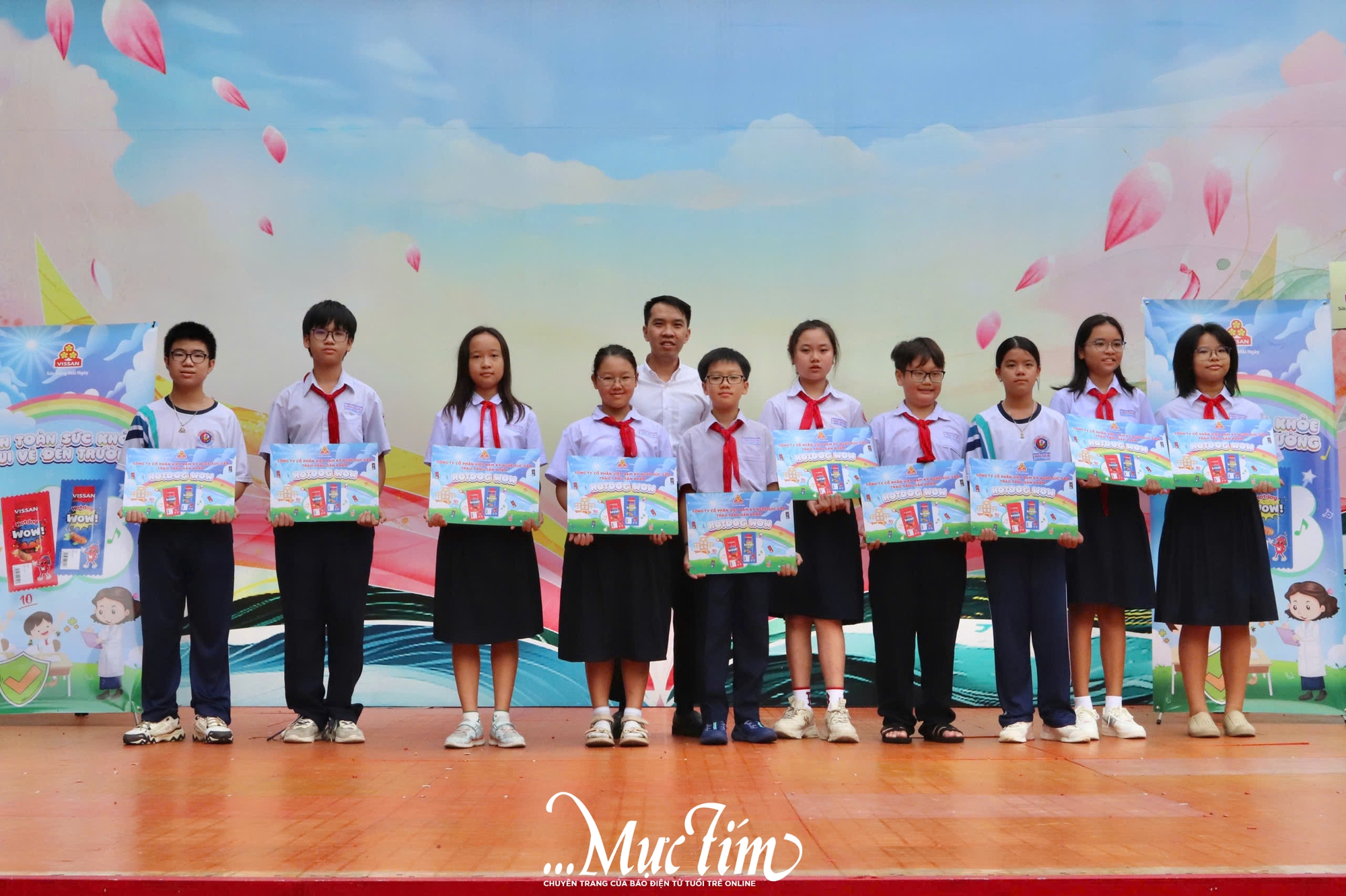 Cùng học trò Trường THCS Trần Văn Ơn tìm hiểu dinh dưỡng, vui khoẻ đến trường- Ảnh 11. Cùng học trò Trường THCS Trần Văn Ơn tìm hiểu dinh dưỡng, vui khoẻ đến trường- Ảnh 11.