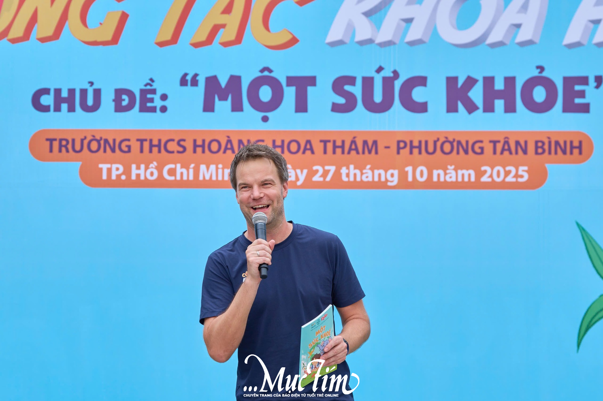 Công tắc khoa học 2025 khởi đầu sôi nổi tại Trường THCS Hoàng Hoa Thám- Ảnh 4.