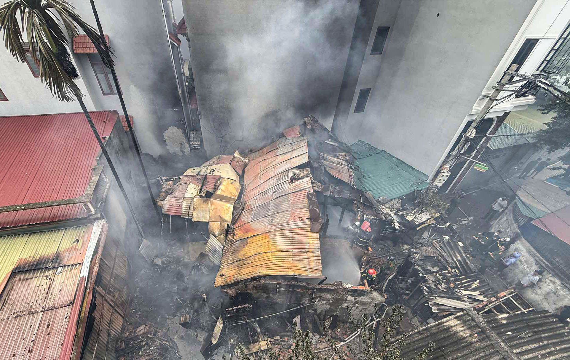 Cháy nhà ở Hà Nội, 1 người tử vong - Ảnh 1.