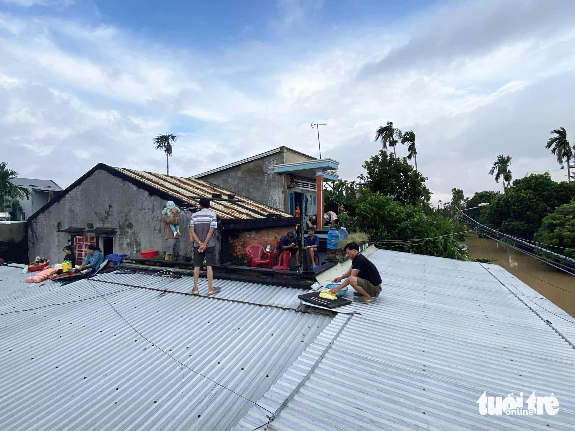 nước lũ - Ảnh 8.