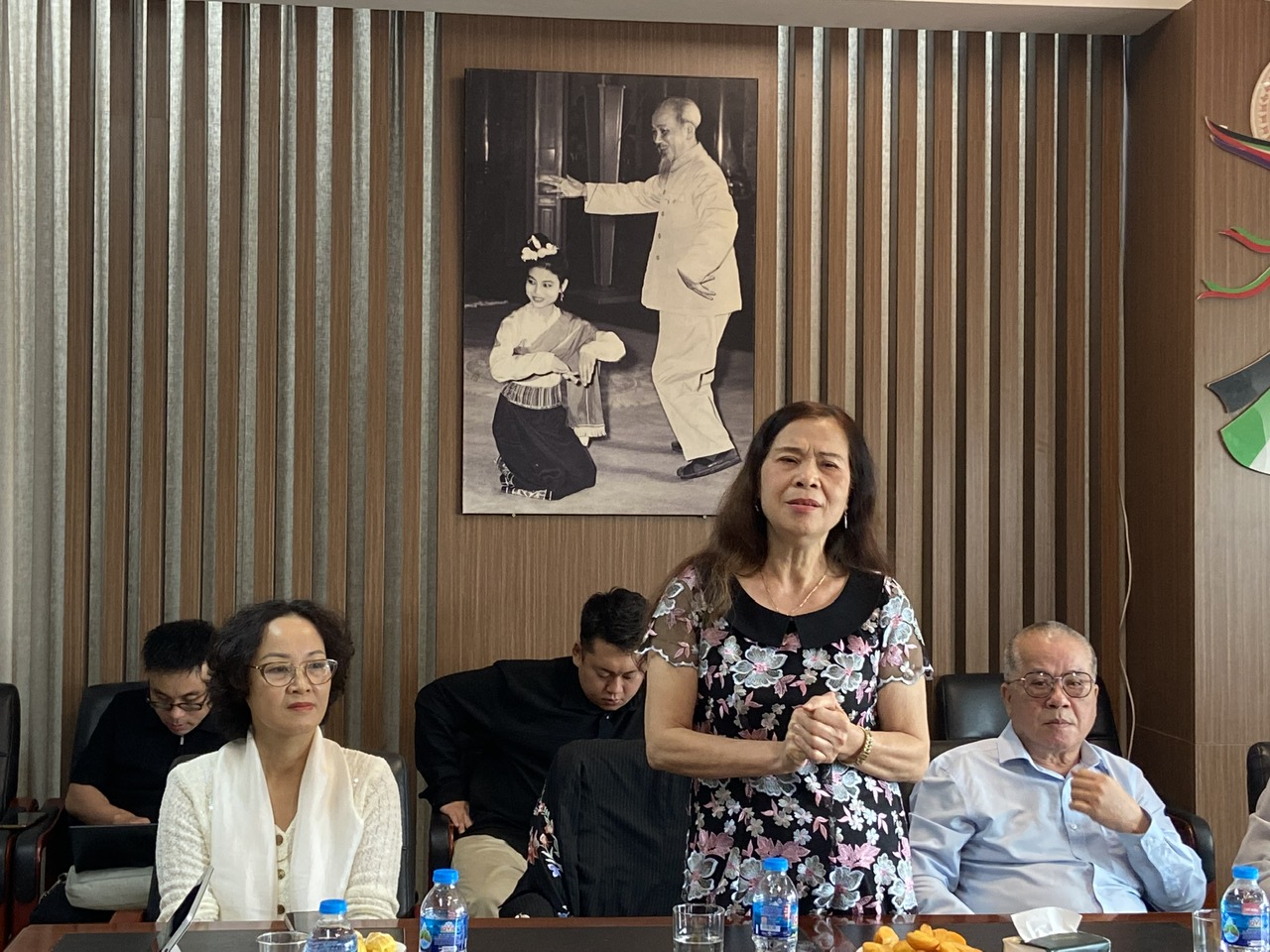 Hội Nghệ sĩ múa Việt Nam ước mơ lớn: sáng đạo điệu múa cho toàn thể người dân Việt Nam - Ảnh 3. Dân vũ - Ảnh 3.