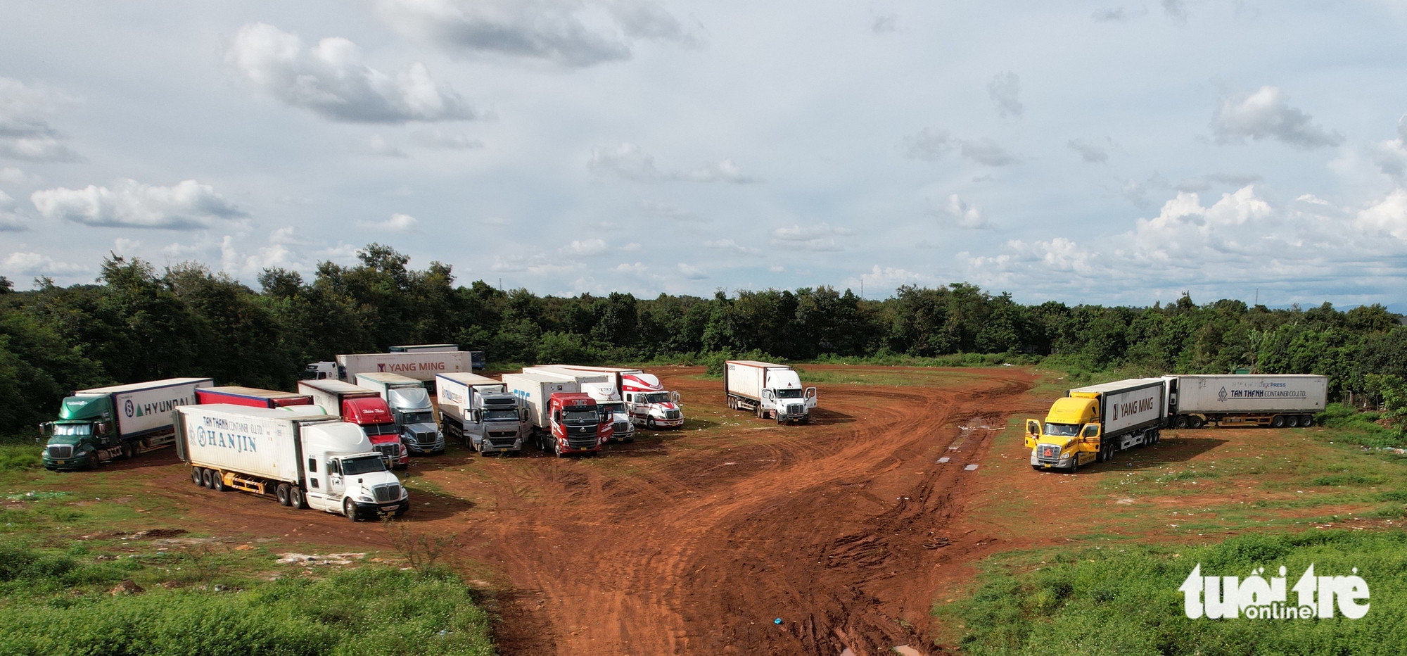 Gần 2.000 container sầu riêng bị ùn ứ, Đắk Lắk lên kế hoạch xây trung tâm kiểm nghiệm - Ảnh 1. Gần 2.000 container sầu riêng bị ùn ứ, Đắk Lắk lên kế hoạch xây trung tâm kiểm nghiệm - Ảnh 1.