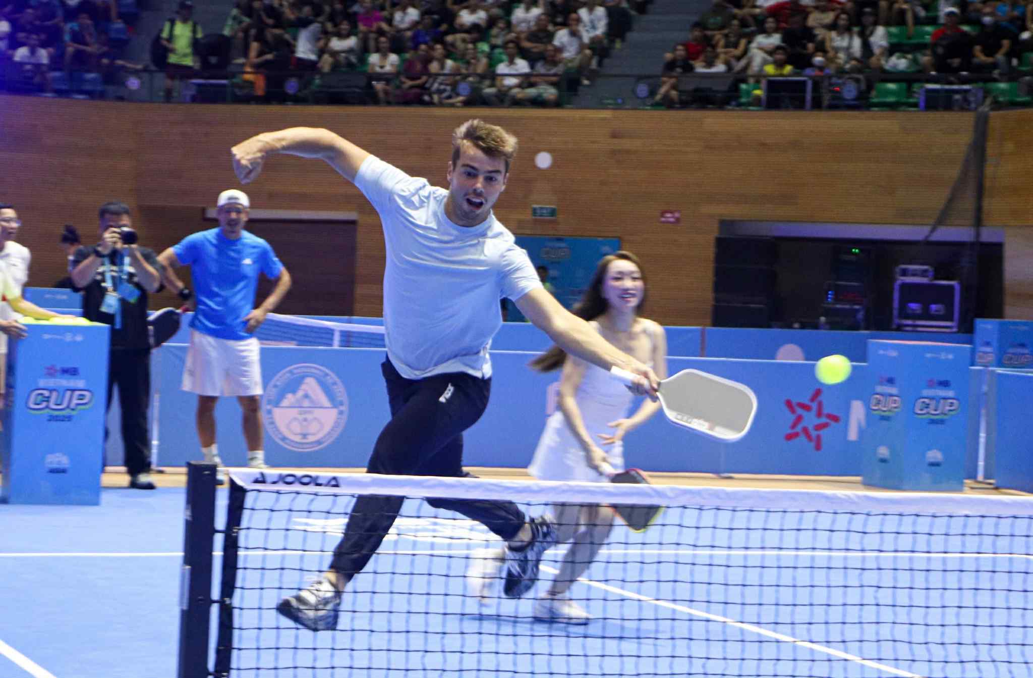 Ben Johns bắt đầu giao lưu trên Tuổi Trẻ Online - Ảnh 4.