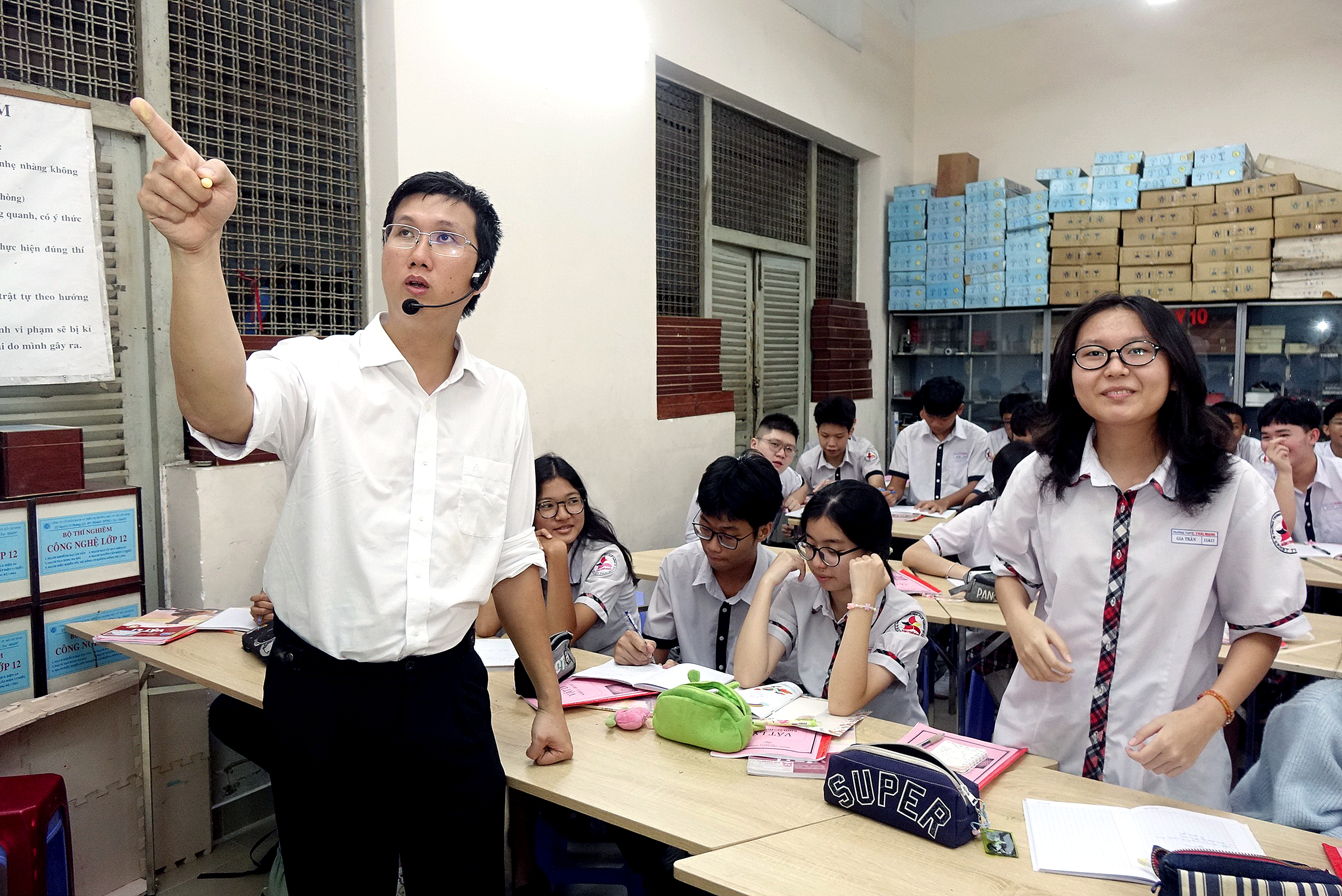 TP.HCM: Khảo sát kỹ năng số đối với cán bộ quản lý giáo dục, giáo viên, nhân viên - Ảnh 1.