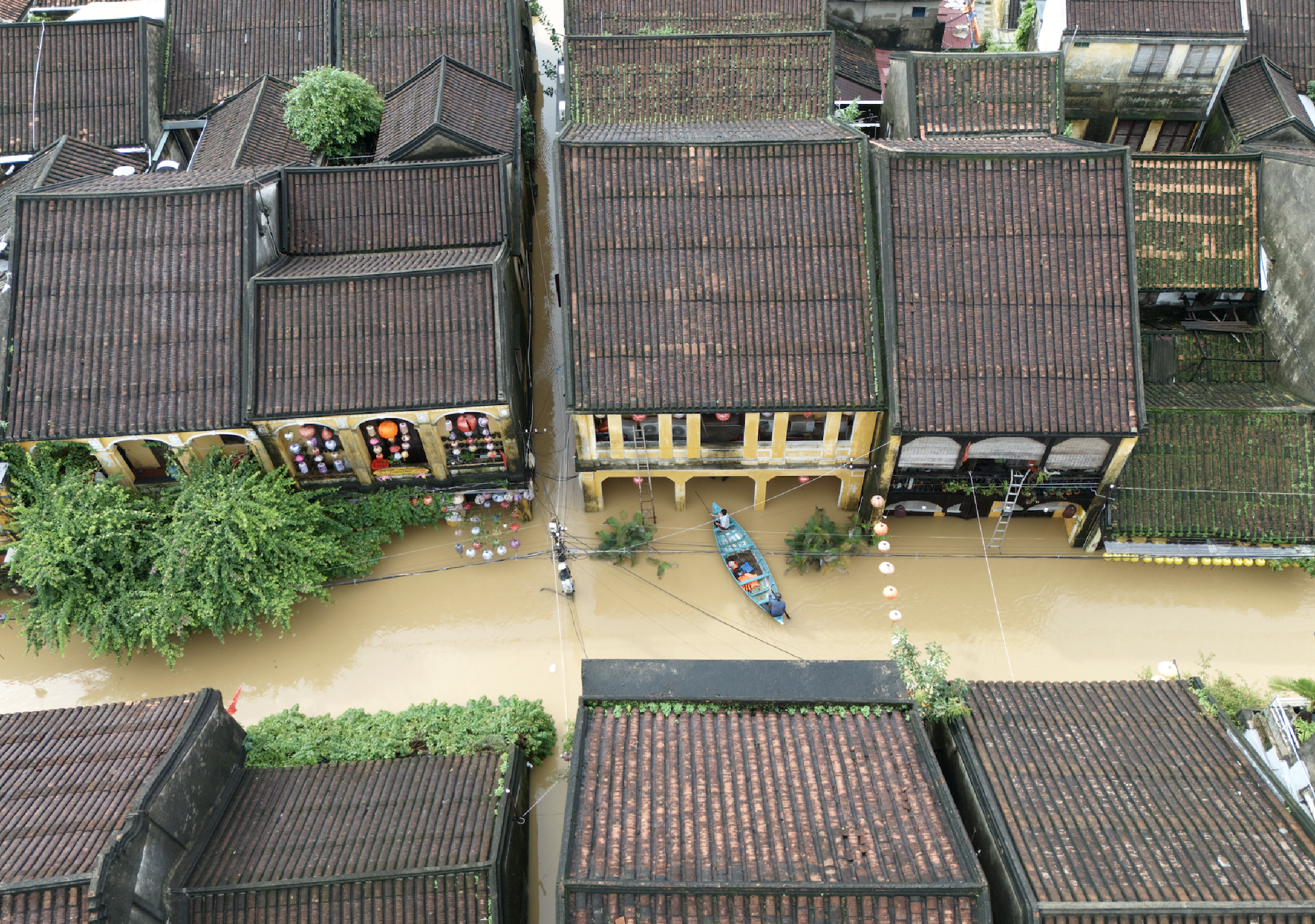 Vietnam’s Hoi An floods reach 1964 record level- Ảnh 5. Vietnam’s Hoi An floods reach 1964 record level- Ảnh 5.