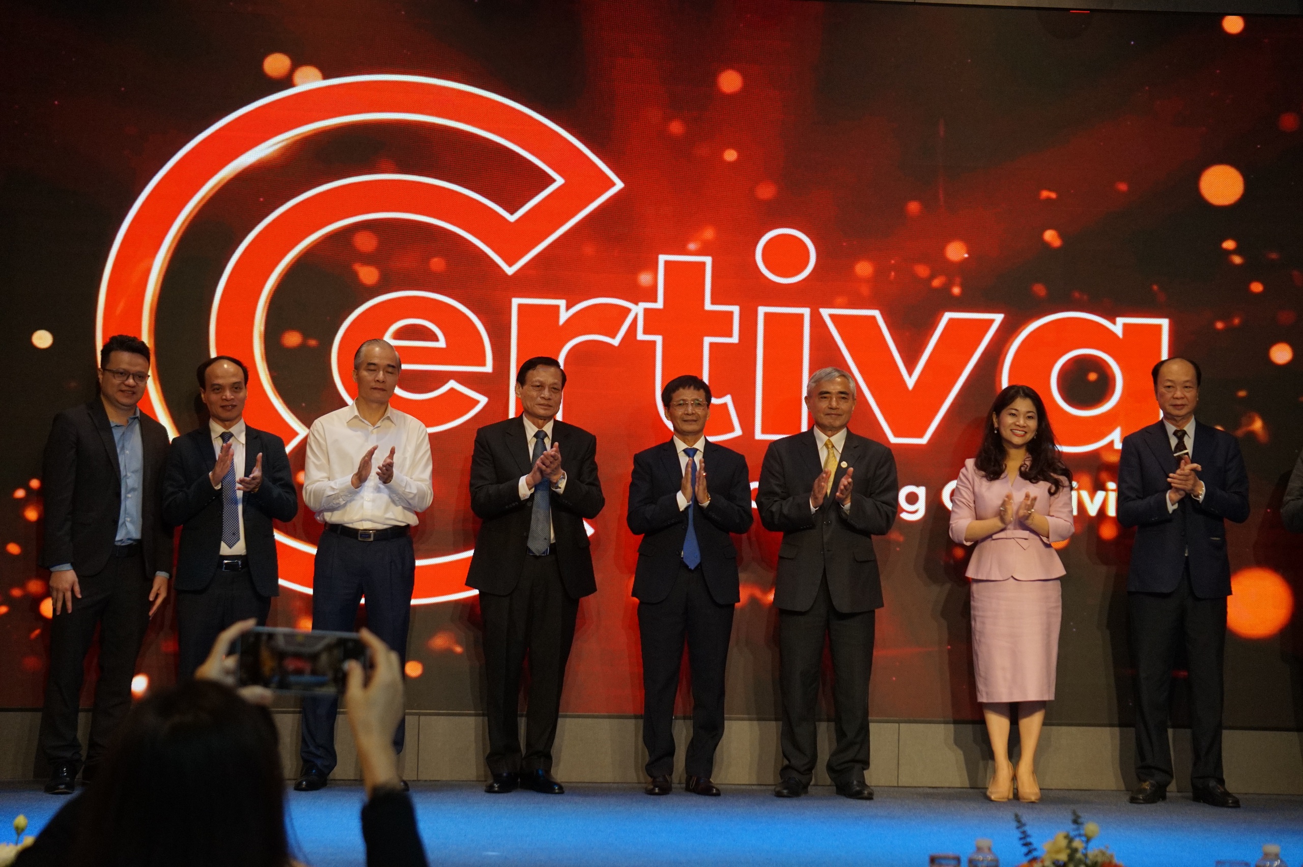 Thêm công cụ để người sáng tạo bảo vệ bản quyền tác giả trên môi trường số - Ảnh 1. Thêm công cụ để người sáng tạo bảo vệ bản quyền tác giả trên môi trường số - Ảnh 1.