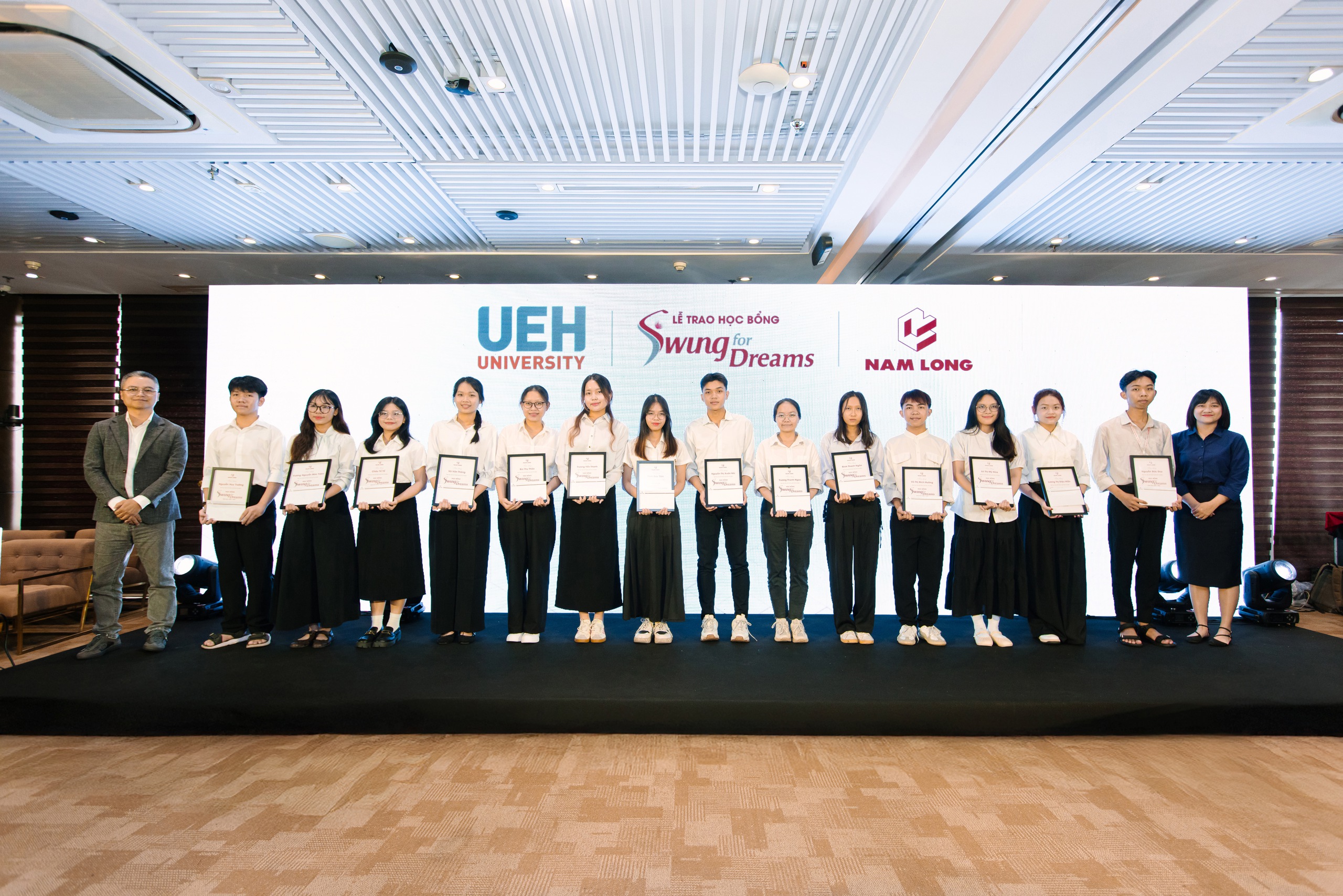 Nam Long trao 84 suất học bổng ‘Swing for Dreams’ với tổng giá trị 840 triệu đồng cho sinh viên - Ảnh 3.
