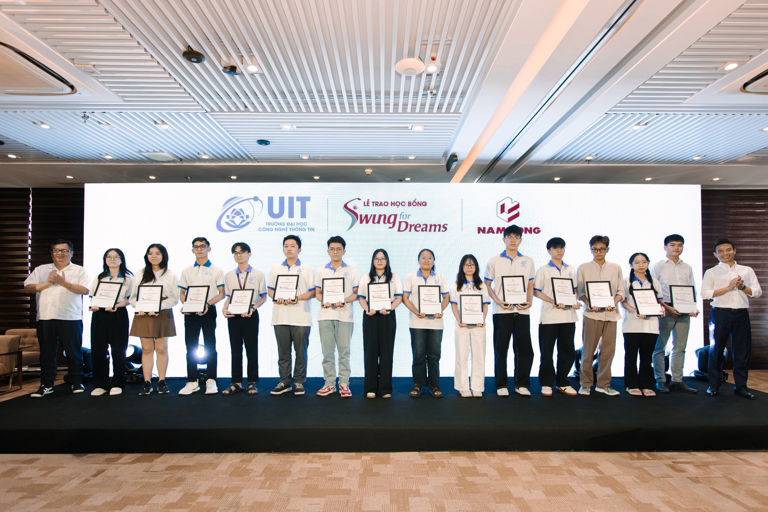 Nam Long trao 84 suất học bổng ‘Swing for Dreams’ với tổng giá trị 840 triệu đồng cho sinh viên - Ảnh 6.