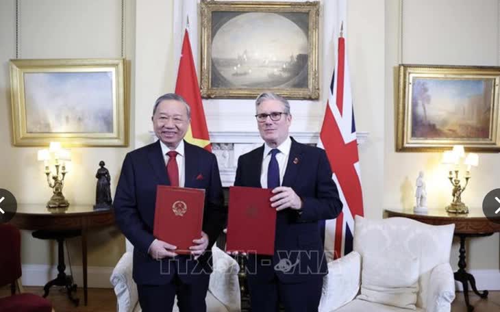 Vietnam, UK sign clean energy, green finance partnerships- Ảnh 3. Vietnam, UK sign clean energy, green finance partnerships- Ảnh 3.