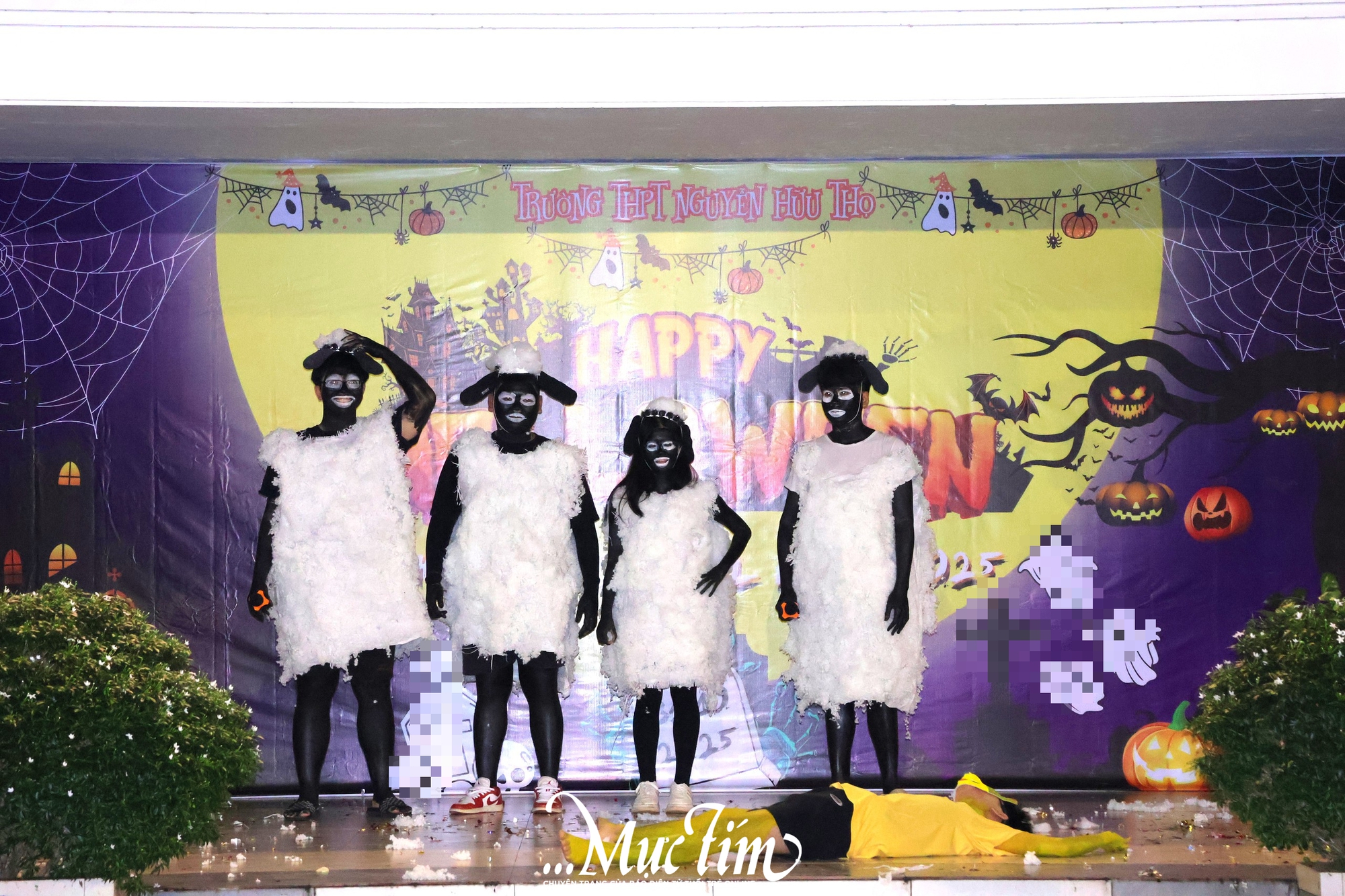 Đêm Halloween độc đáo của học trò Trường THPT Nguyễn Hữu Thọ- Ảnh 4.