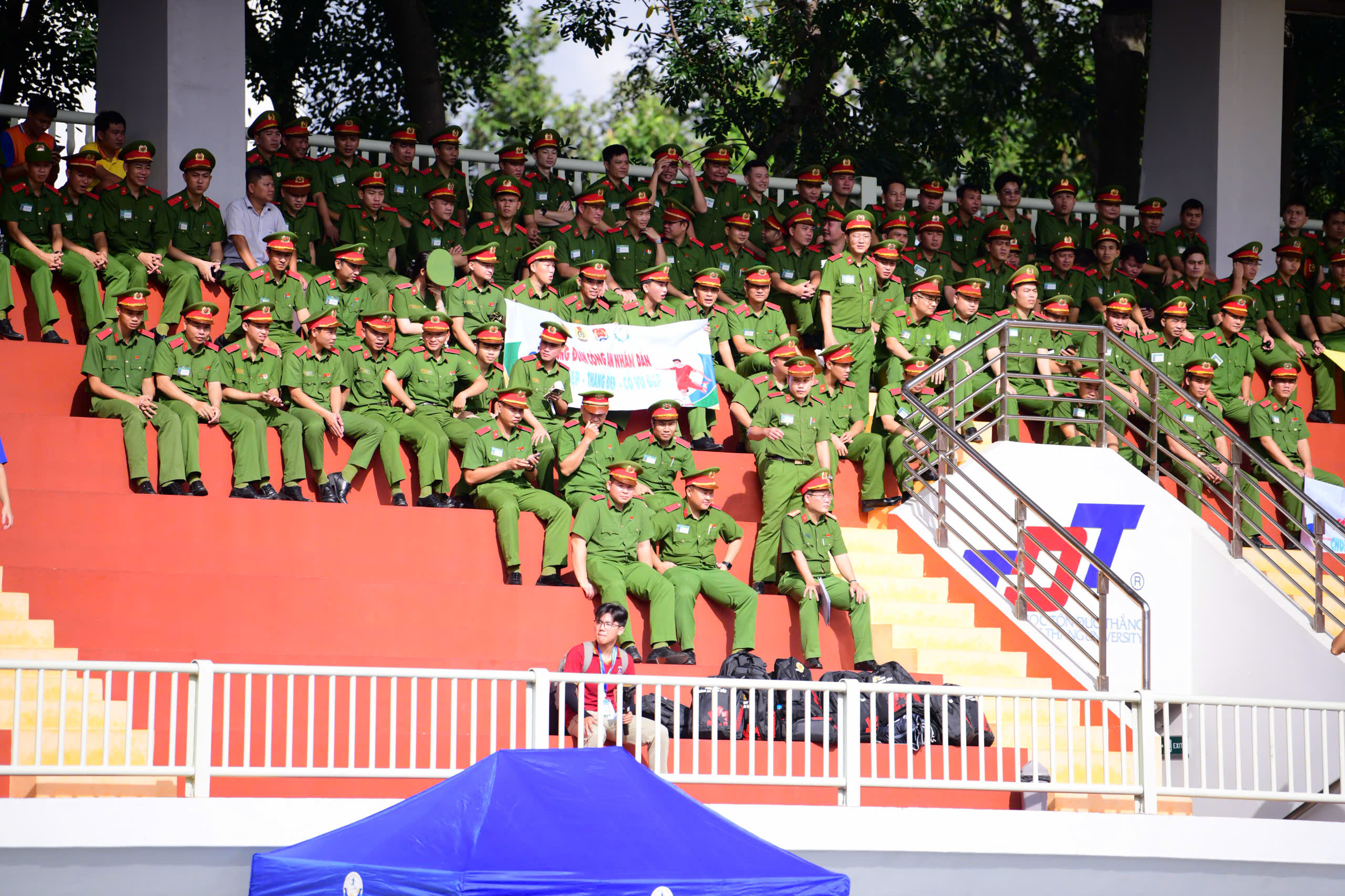 Khai mạc Vòng chung kết Giải bóng đá công nhân, viên chức Việt Nam 2025 - Ảnh 10.