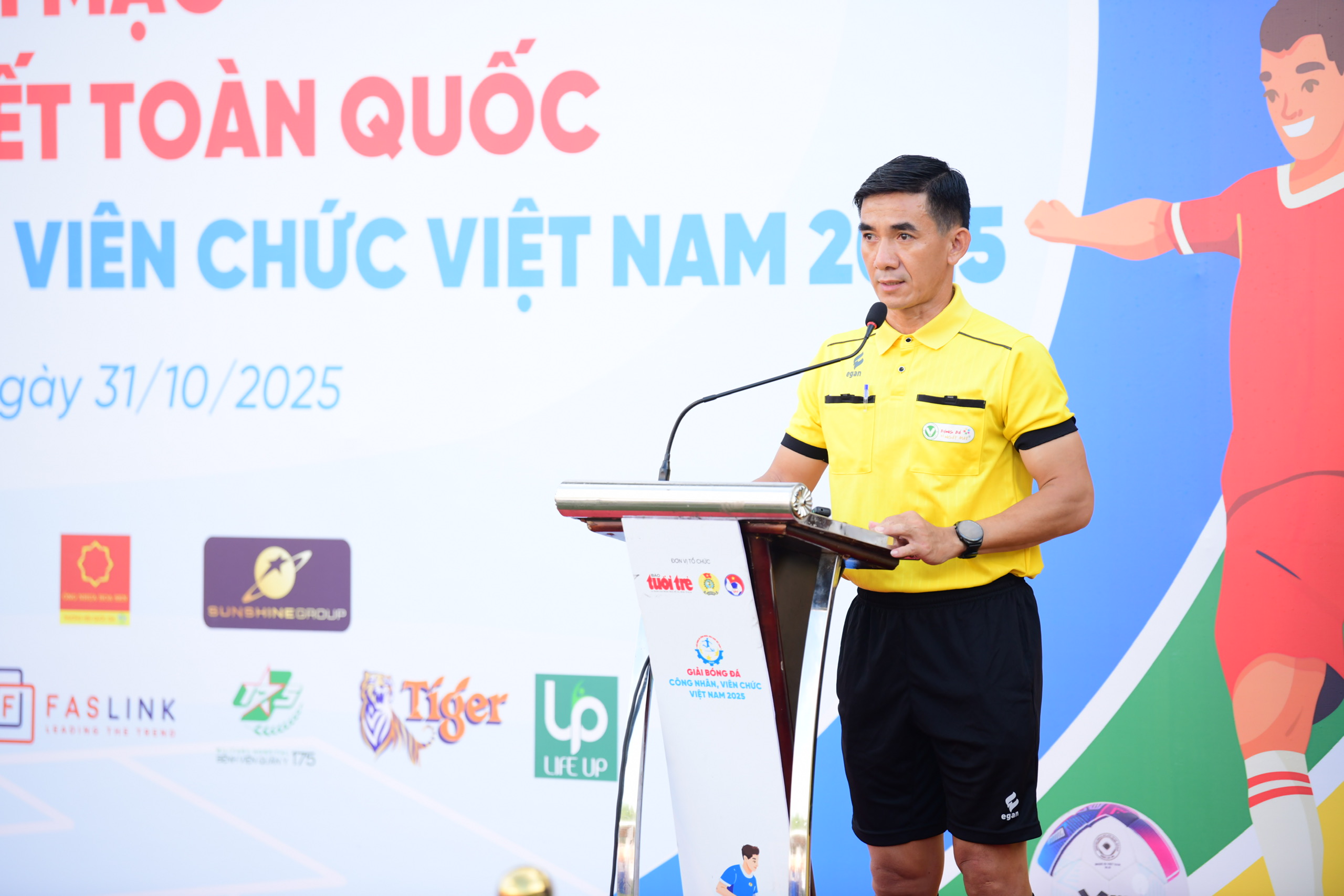 bóng đá công nhân - Ảnh 7.