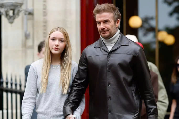 'Công chúa' nhà Beckham gây chú ý với diện mạo xinh đẹp tại Paris Fashion Week - Ảnh 10.