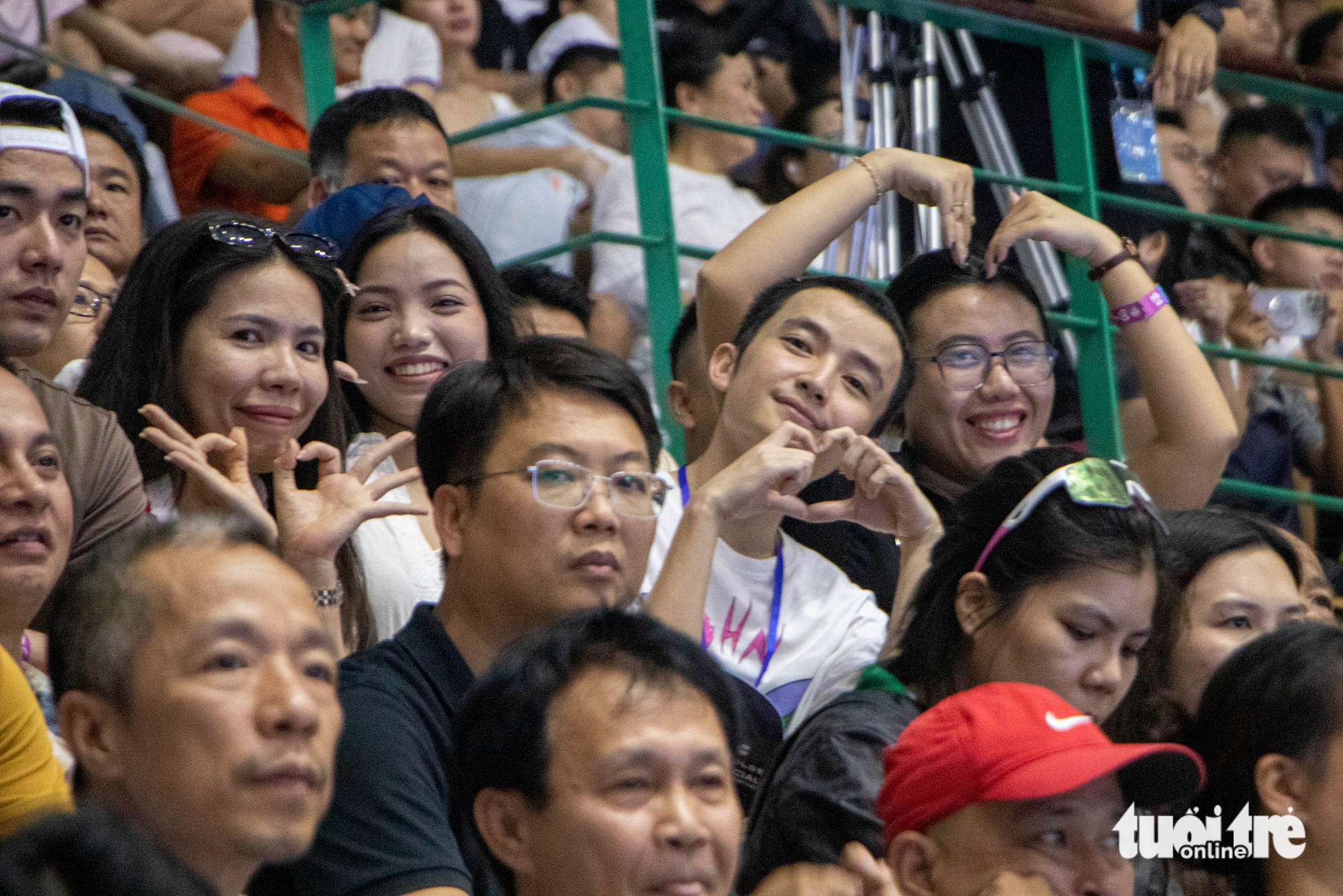 Khán đài 'bùng nổ', Đà Nẵng tiến tới lập kỷ lục Guinness về lượng người xem pickleball - Ảnh 6.
