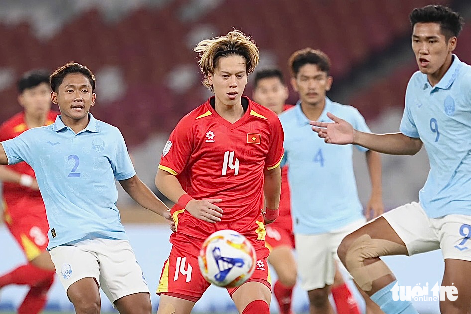 Bận việc cá nhân, Viktor Lê chưa hội quân với U23 Việt Nam - Ảnh 1.