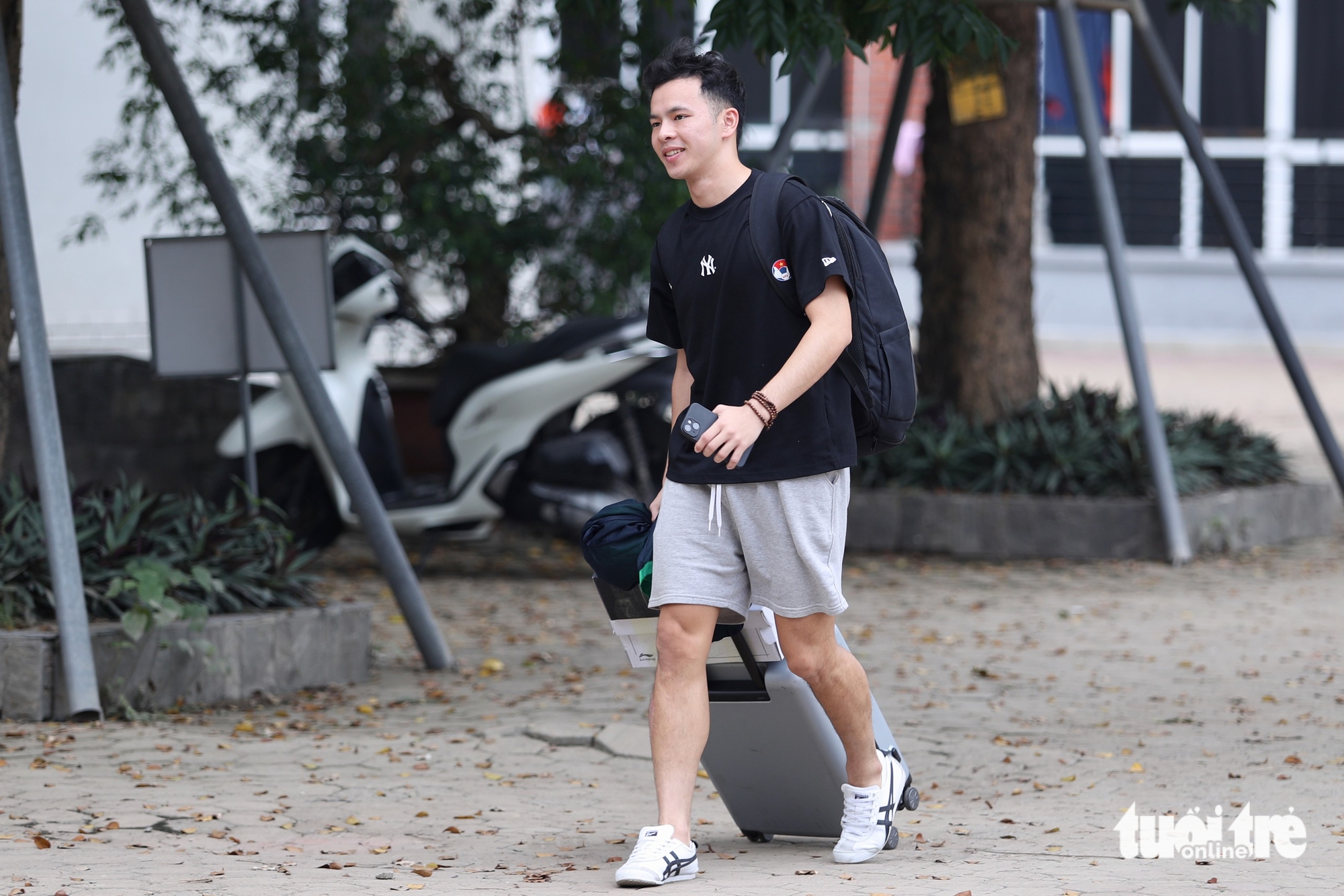 Bận việc cá nhân, Viktor Lê chưa hội quân với U23 Việt Nam - Ảnh 3.