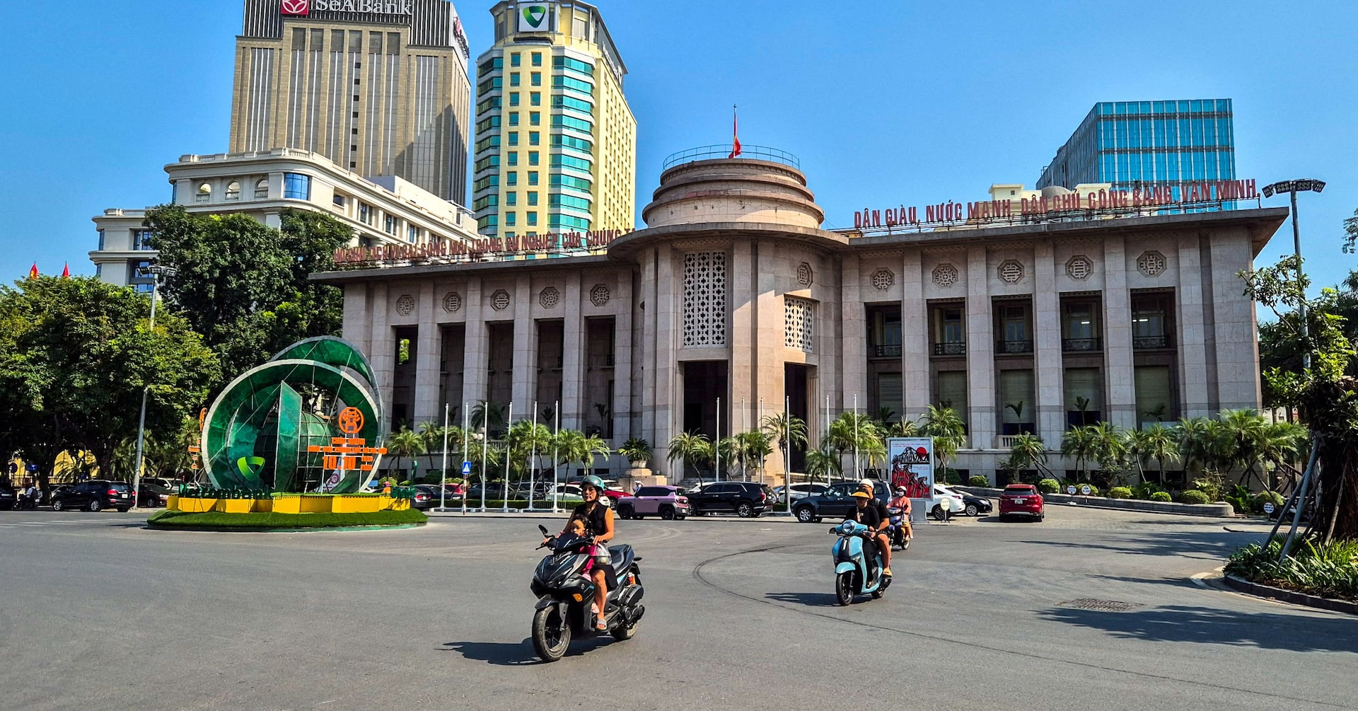 33% of Vietnamese adults have bank savings as financial inclusion expands: c.bank- Ảnh 3.