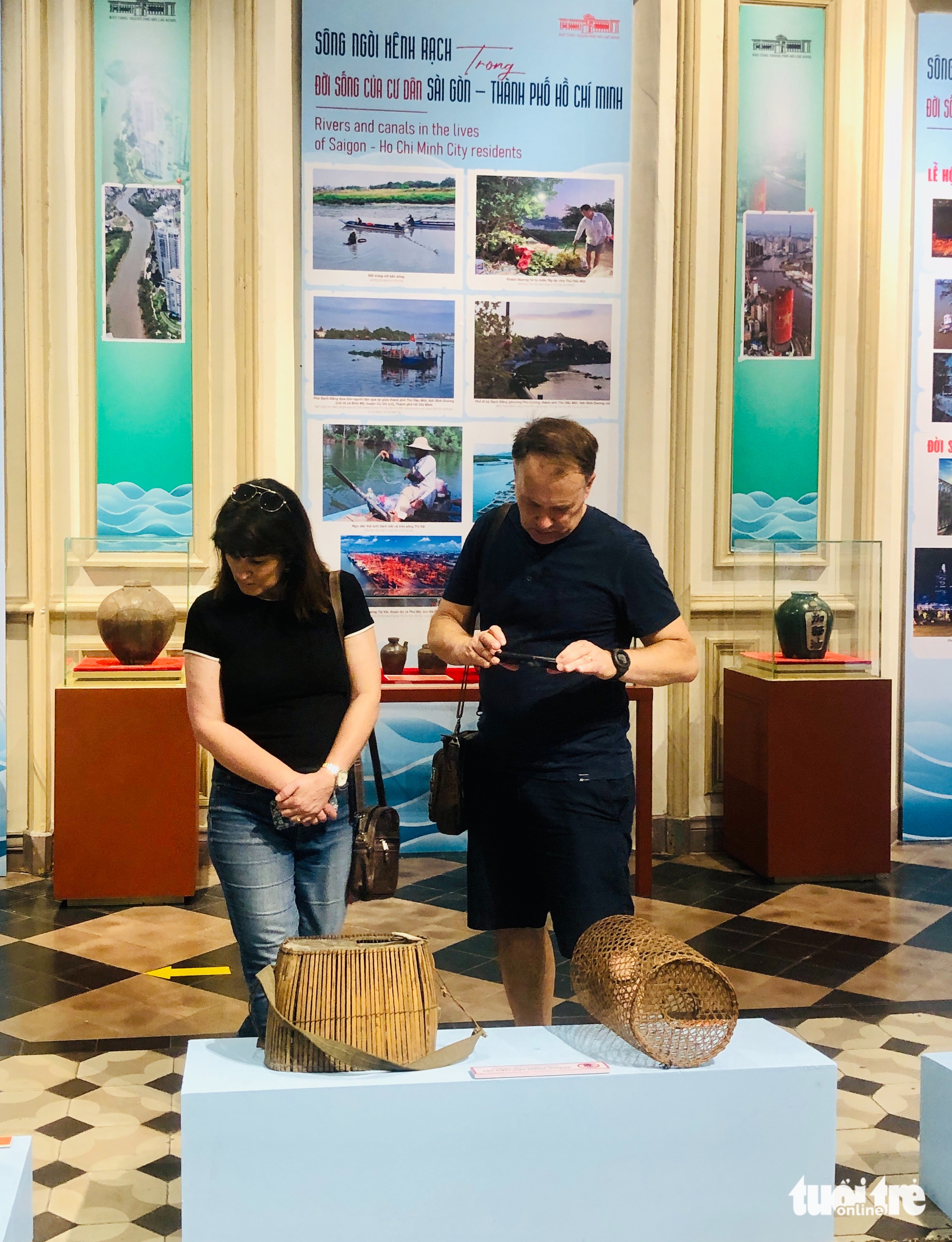 Ngắm cổ vật trăm tuổi được trục vớt ở sông Sài Gòn - Ảnh 3.