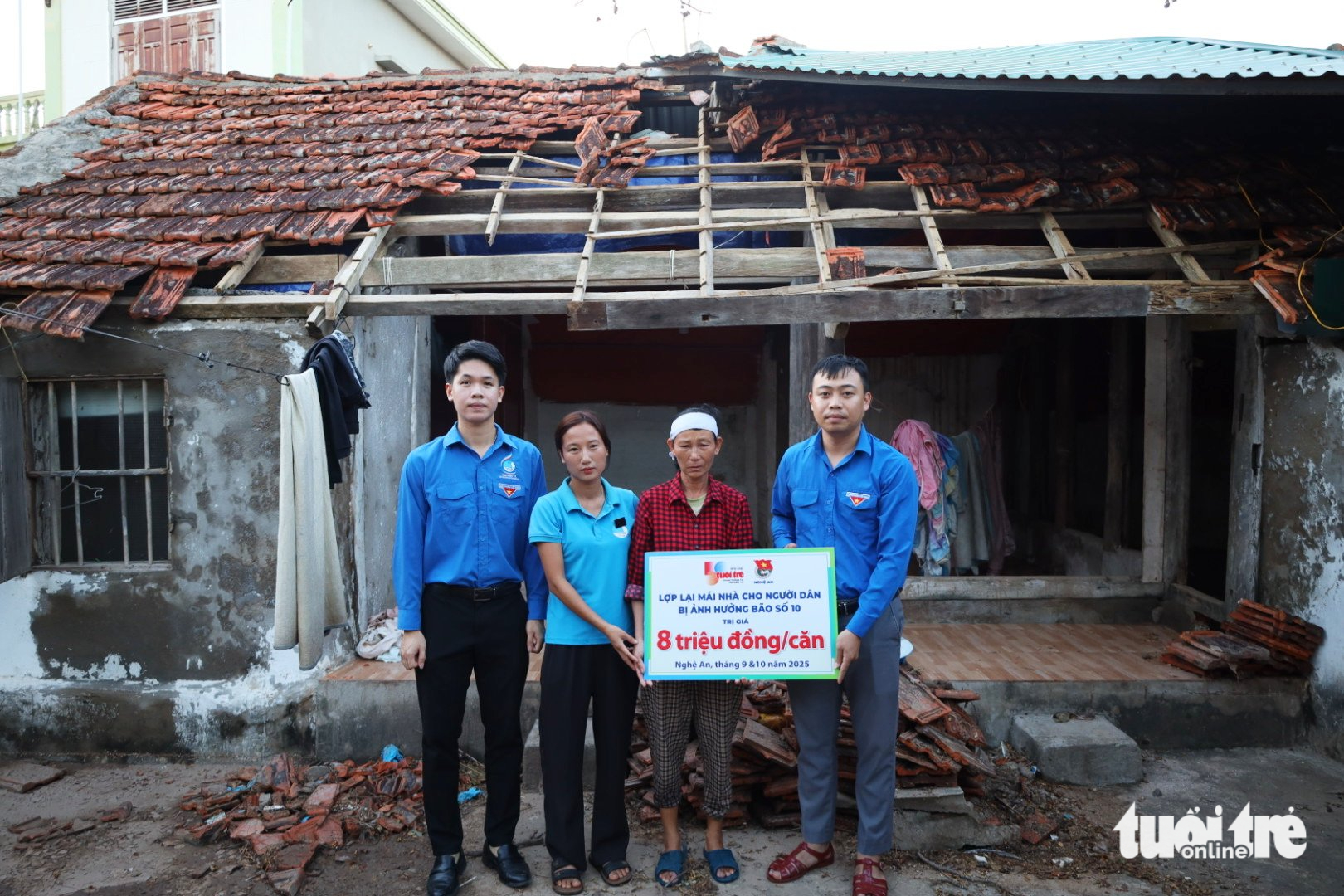 Nghệ An, Hà Tĩnh phân bổ khẩn cấp hơn 82 tỉ đồng khắc phục bão Bualoi - Ảnh 2.