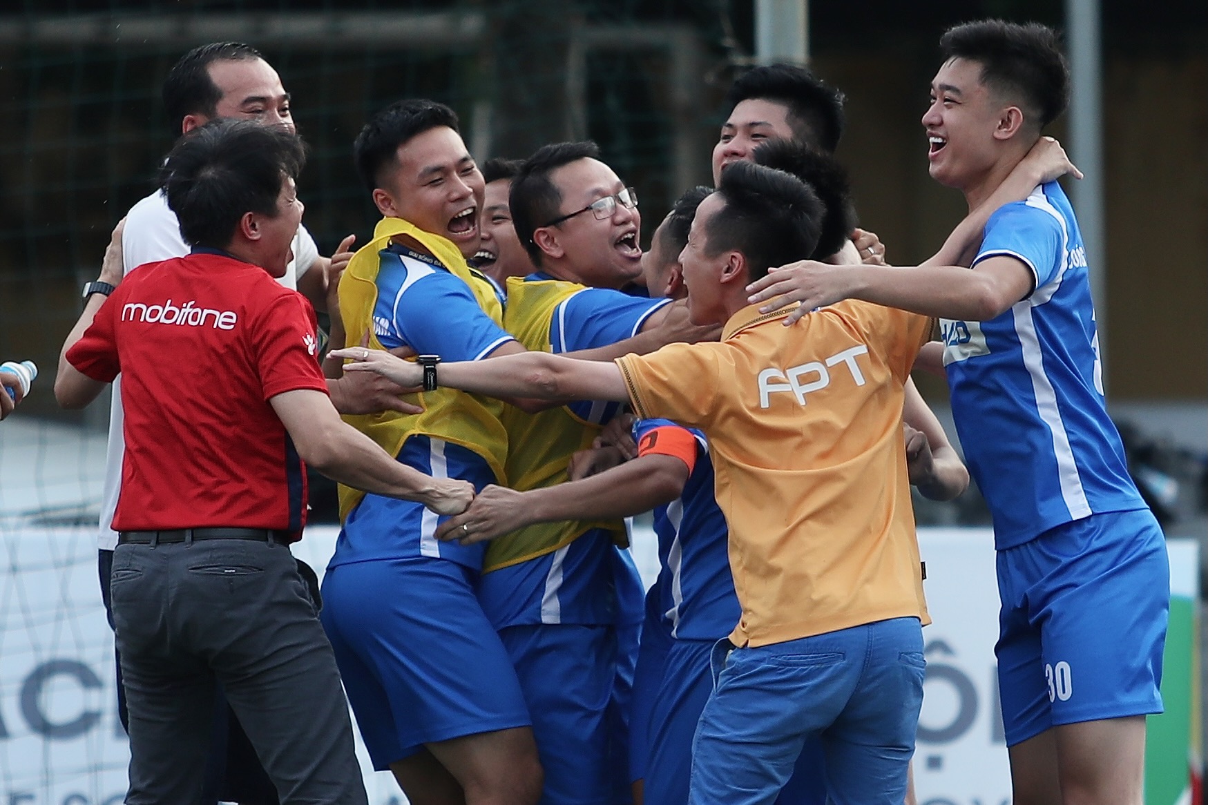 Khoảnh khắc đáng nhớ trận chung kết phía Bắc Giải bóng đá công nhân, viên chức Việt Nam 2025 - Ảnh 8.
