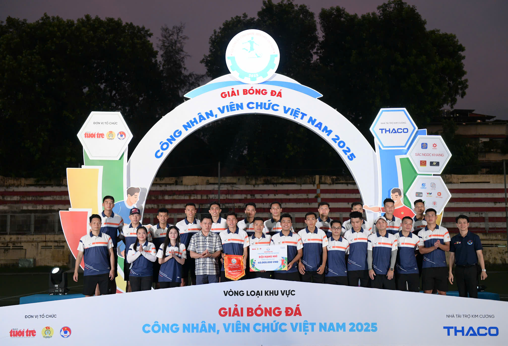 Khoảnh khắc đáng nhớ trận chung kết phía Bắc Giải bóng đá công nhân, viên chức Việt Nam 2025 - Ảnh 13.