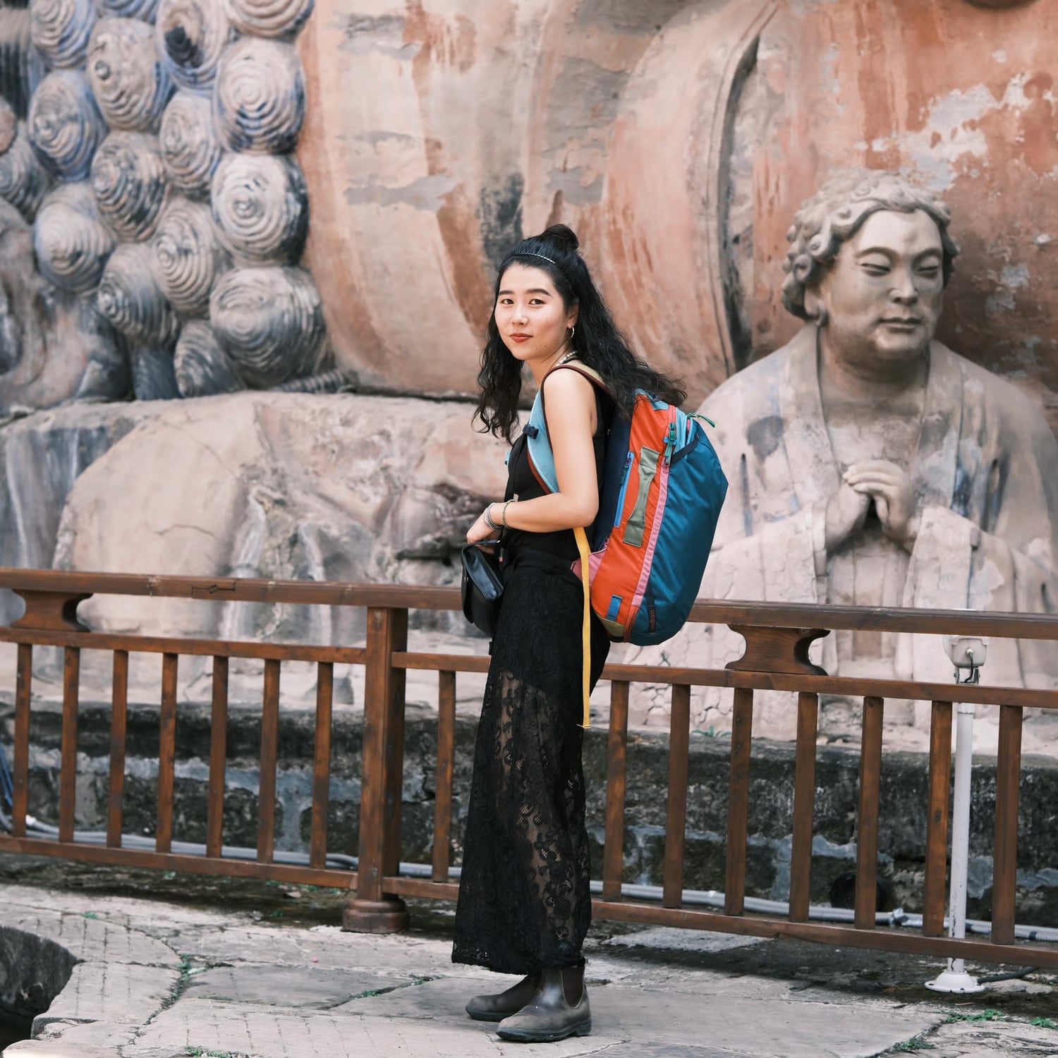 Cô gái Nhật đi vòng quanh thế giới 1 mình: 40 ngày xuyên Việt bằng Vespa - Ảnh 6. Cô gái Nhật đi vòng quanh thế giới 1 mình: 70 ngày xuyên Việt bằng Vespa - Ảnh 6.