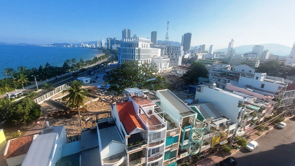 Thu hồi đất 32 hộ dân Nha Trang: Phải bảo đảm 'đúng quy hoạch - đúng luật - hợp lòng dân' - Ảnh 1.