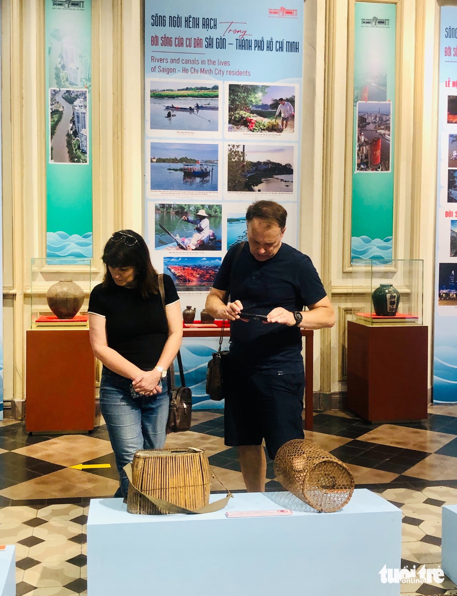 Ho Chi Minh City exhibition showcases centuries-old artifacts salvaged from Saigon River- Ảnh 3. Ho Chi Minh City exhibition showcases centuries-old artifacts salvaged from Saigon River- Ảnh 3.