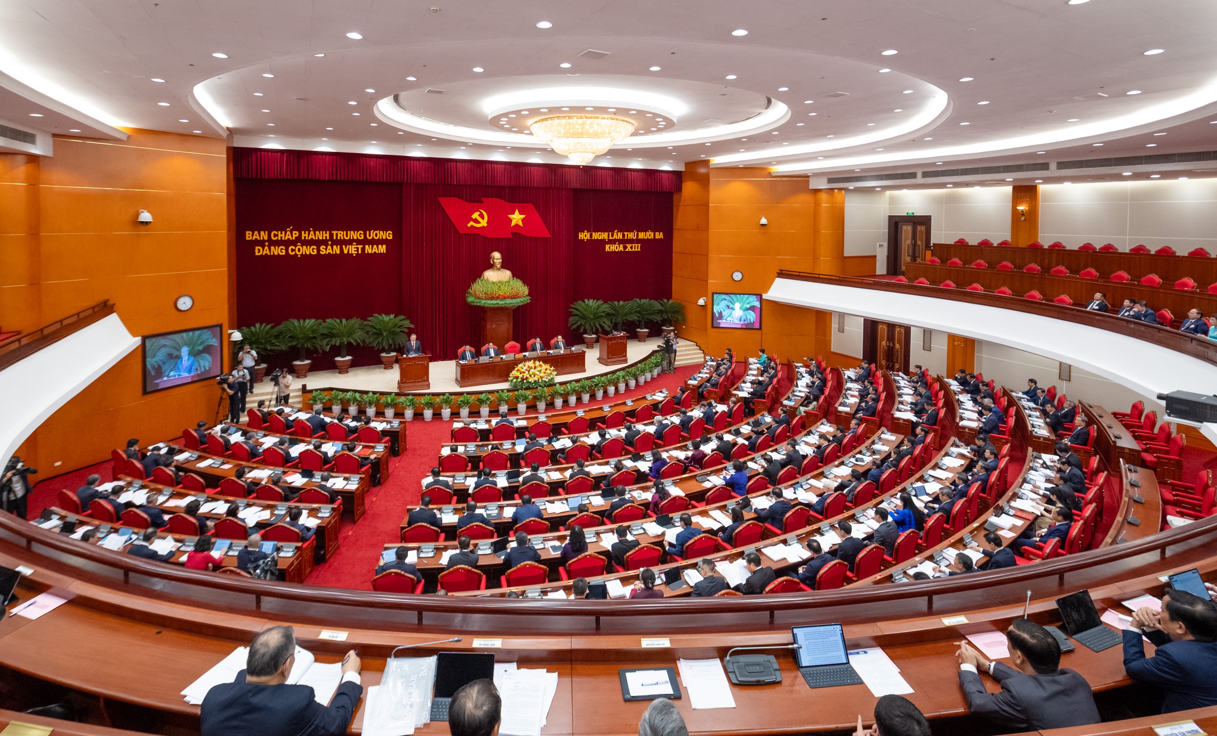 Bộ Chính trị - Ảnh 1.