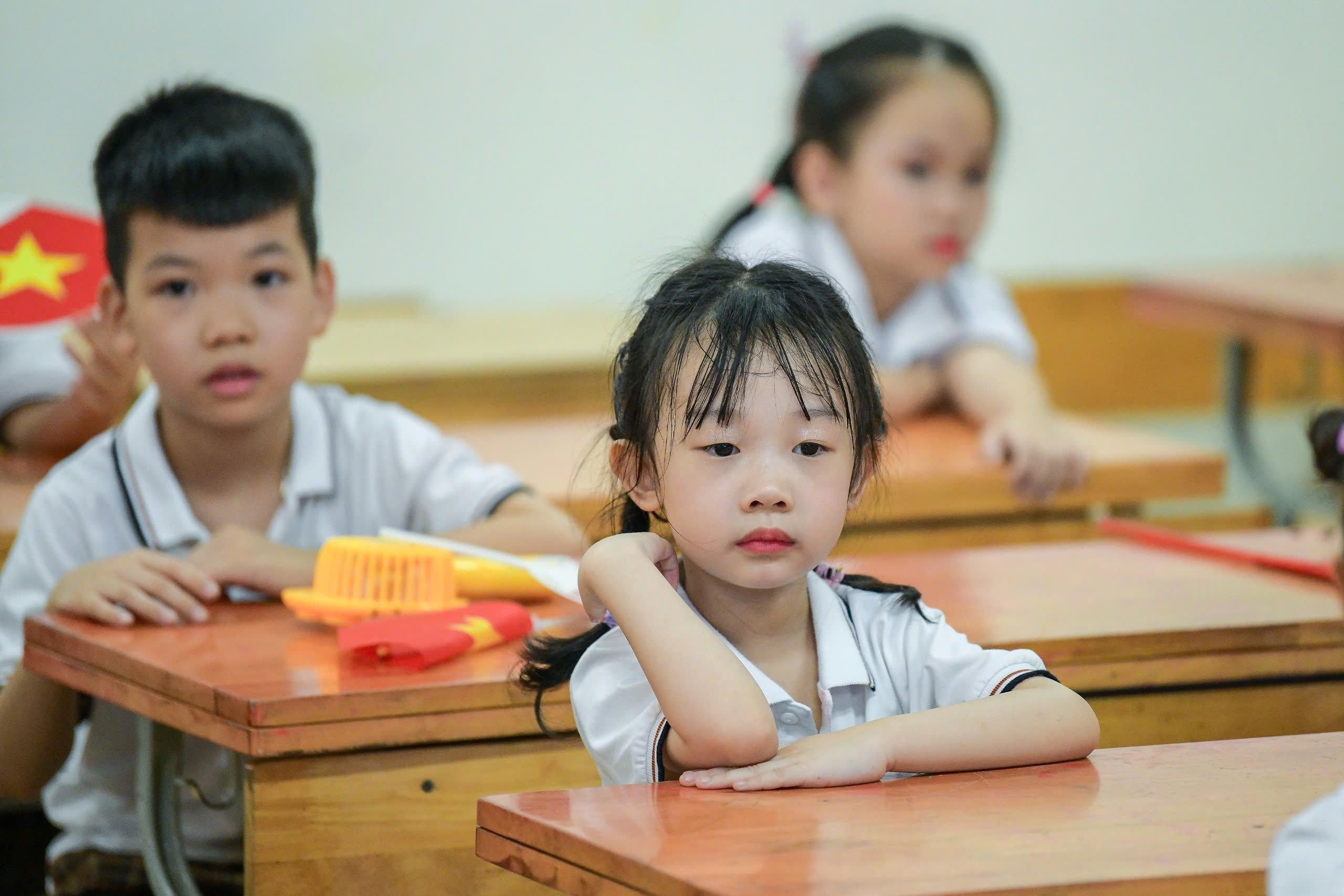 Hà Nội hỏa tốc thông báo các trường ứng phó với hoàn lưu bão Matmo - Ảnh 1.