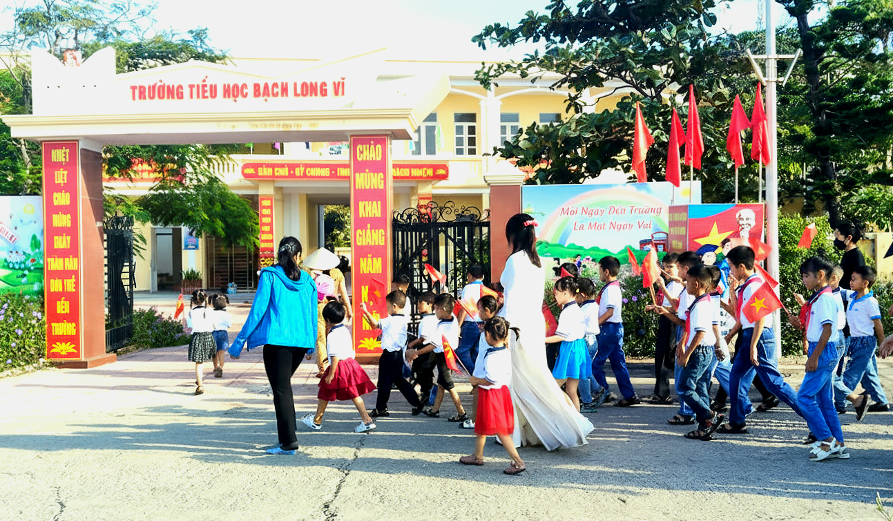 Sáp nhập các trường phổ thông ra sao? - Ảnh 1.