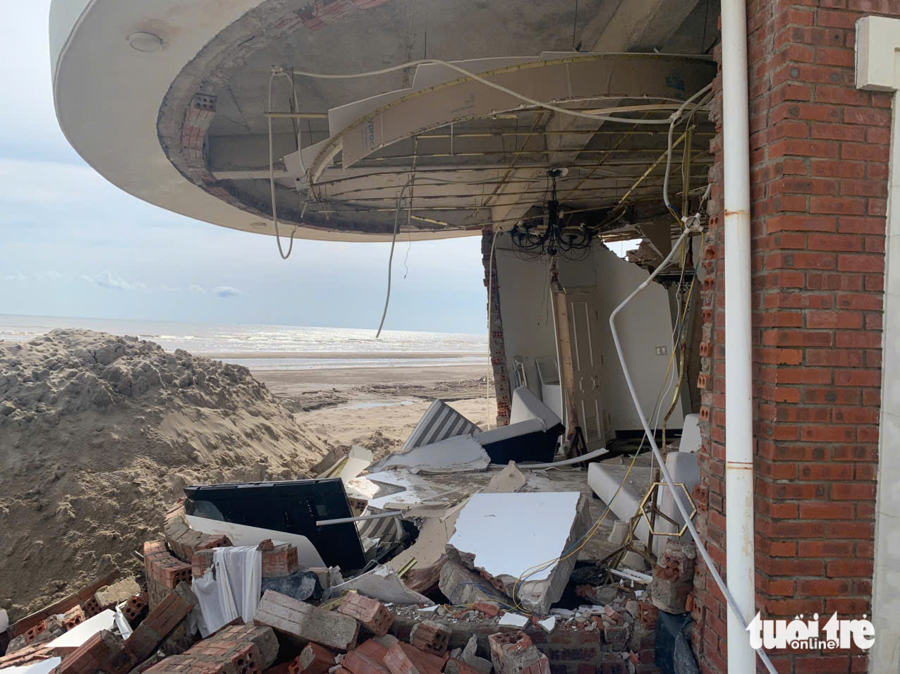 Bão Bualoi - Ảnh 3.