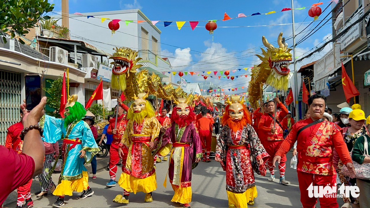 Nghinh Ông - Ảnh 6.