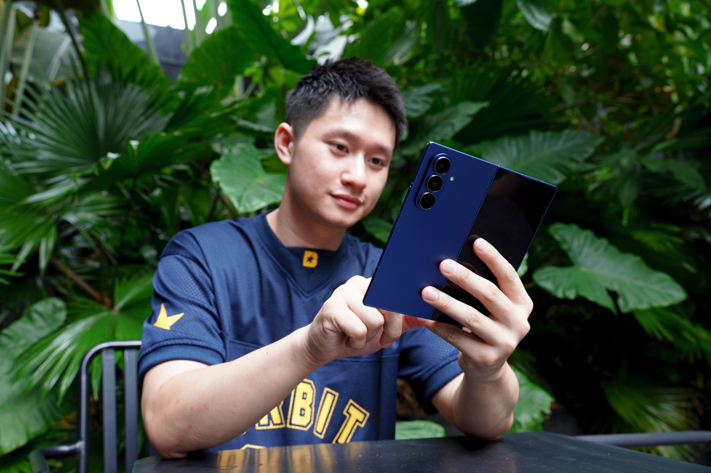 Galaxy AI và Gemini Live giúp Gen Z đổi mới tư duy tìm việc - Ảnh 1.