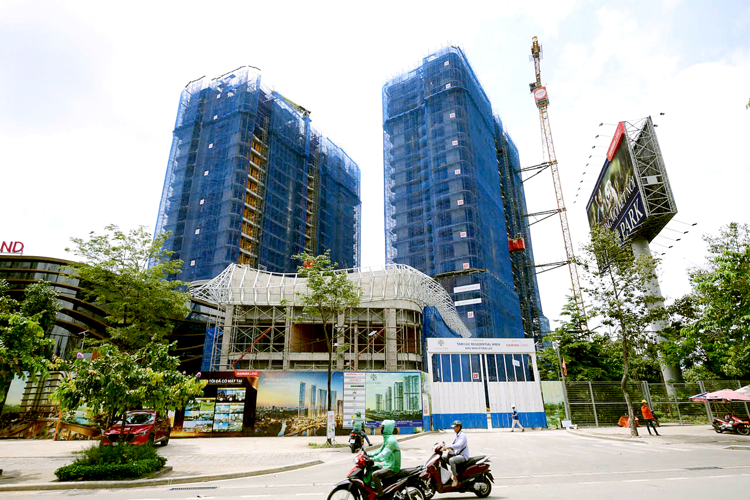 Hạn chế cho vay mua nhà thứ 2 trở lên: Hạn chế đầu cơ hay cần tăng cung? - Ảnh 1.