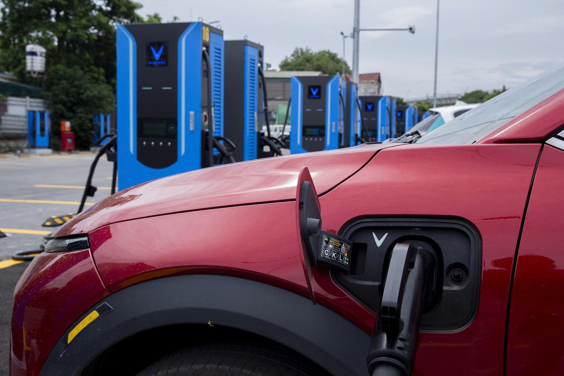 trạm sạc - Ảnh 2.