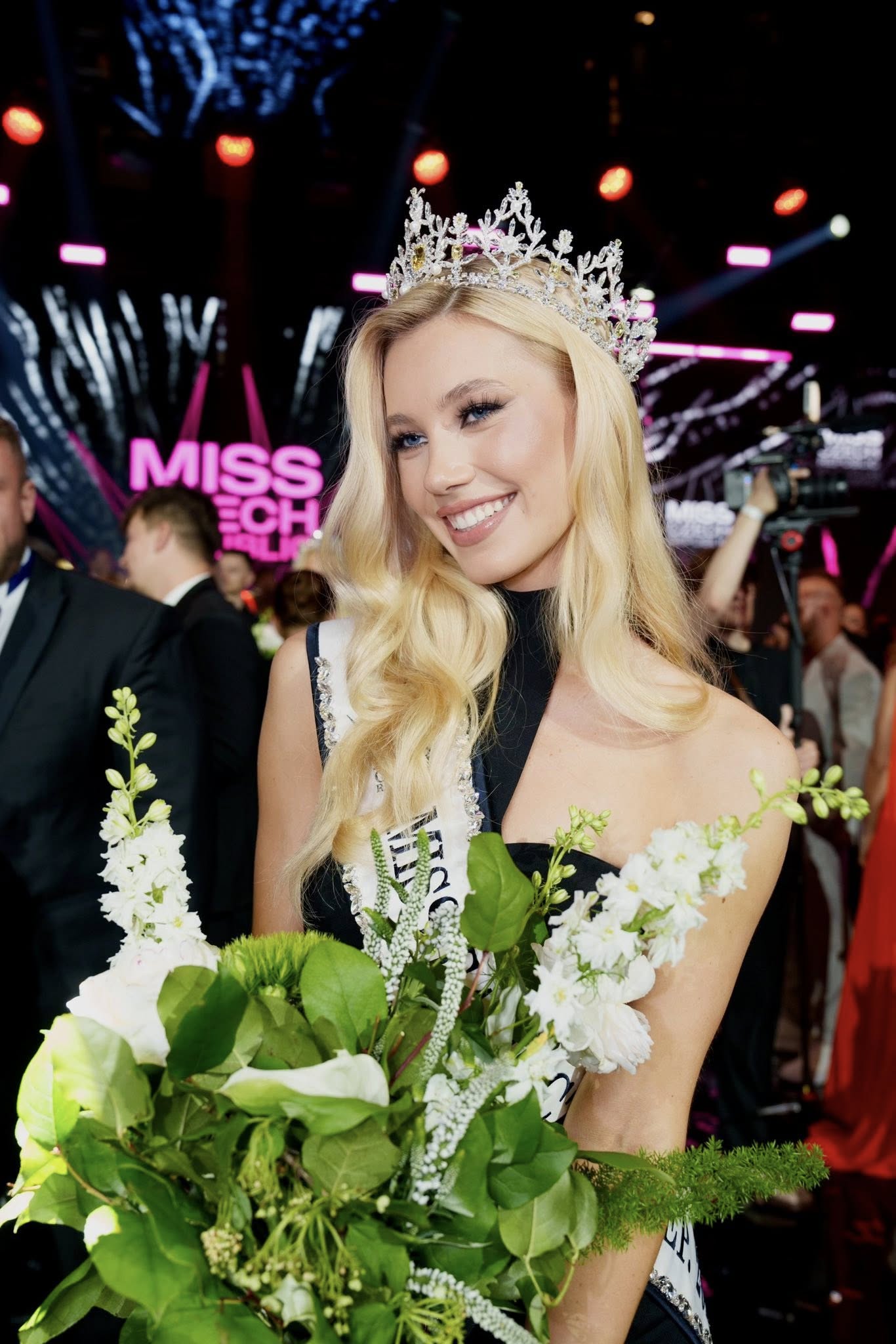 Missosology dự đoán Trịnh Mỹ Anh vào top 25 Hoa hậu Trái đất 2025, Cộng hòa Séc đăng quang - Ảnh 1. Missosology dự đoán Trịnh Mỹ Anh vào top 25 Hoa hậu Trái đất 2025, Cộng hòa Czech đăng quang - Ảnh 1.