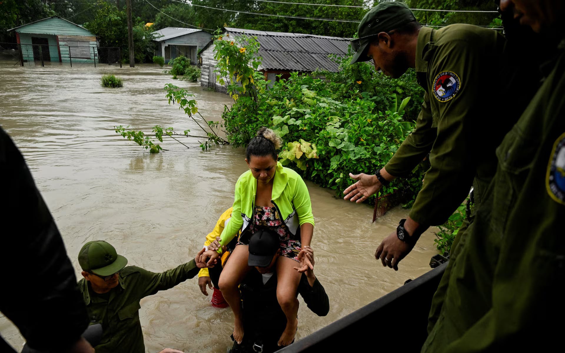 Jamaica reports deadly leptospirosis outbreak after Hurricane Melissa - Ảnh 2.
