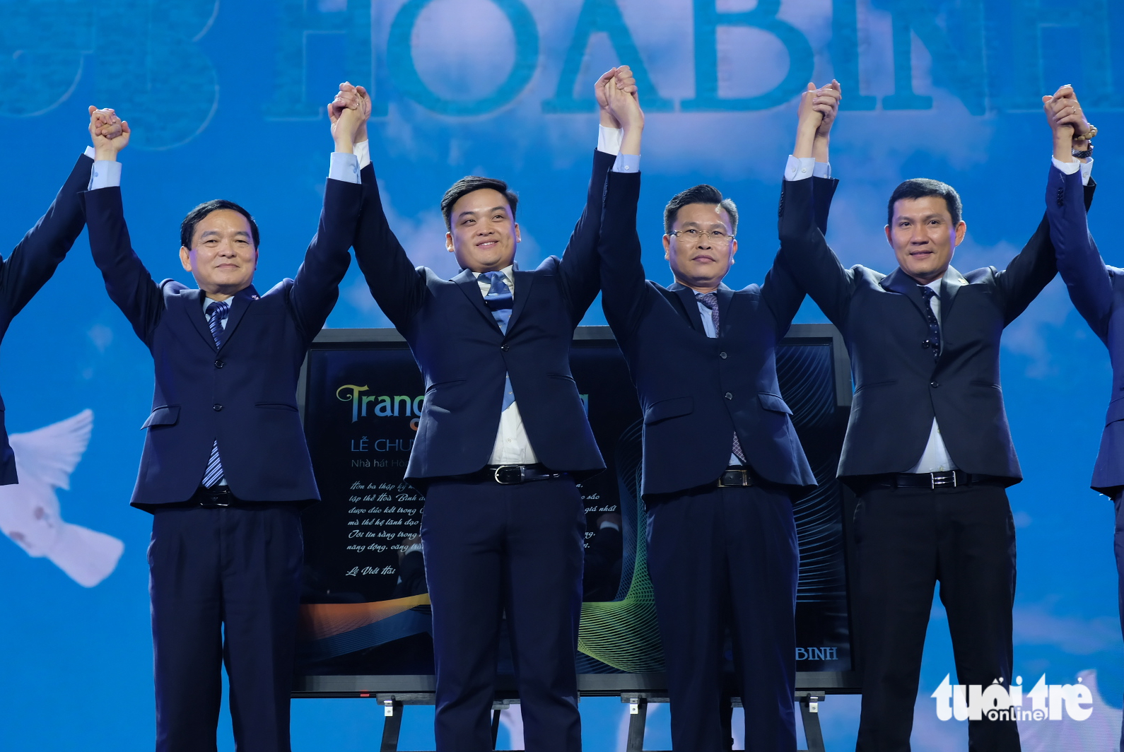 Con trai ông Lê Viết Hải tạm điều hành Tập đoàn Xây dựng Hòa Bình - Ảnh 1.