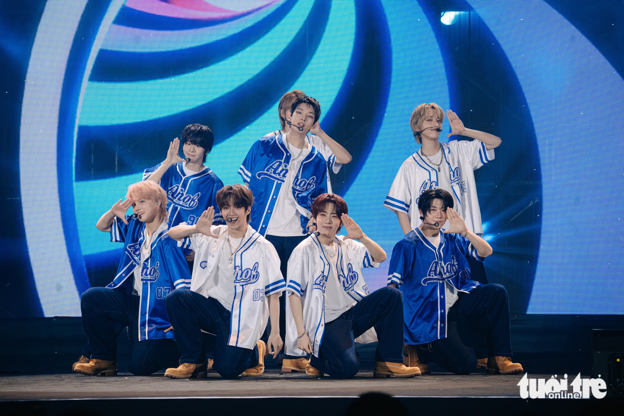 Đức Phúc tái hiện tiết mục chung kết Intervision, hát cùng Sooyoung trong đêm nhạc ASEAN - Hàn Quốc - Ảnh 6. Đức Phúc tái hiện Intervision, hát cùng Sooyoung trong đêm nhạc ASEAN - Hàn Quốc - Ảnh 3.