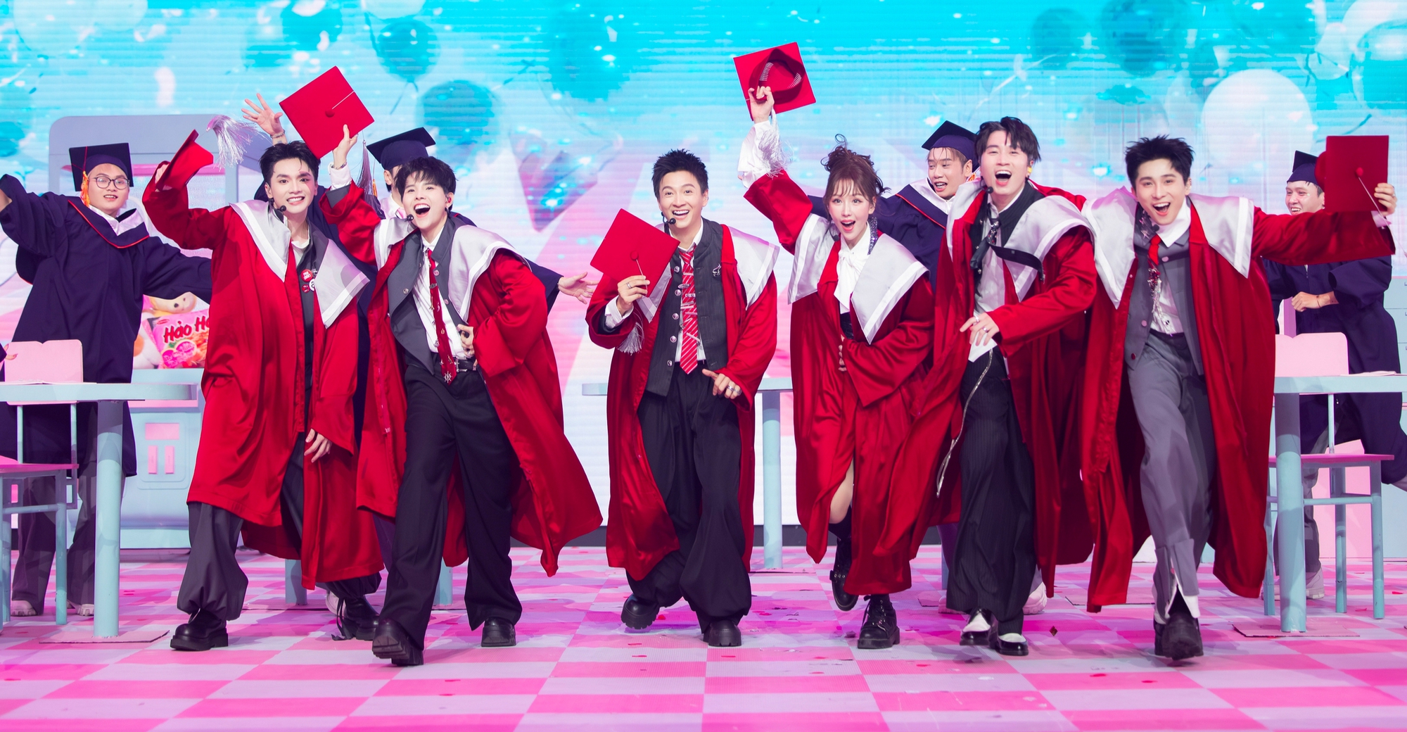 Bất ngờ đội Ngô Kiến Huy trong Anh trai say hi: tuổi già nhất mà bài teen nhất - Ảnh 1. Anh trai say hi - Ảnh 1.