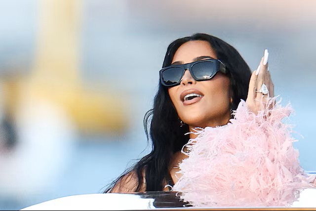 NASA đáp trả Kim Kardashian chuyện lên Mặt trăng: Vâng thưa cô, chúng tôi lên 6 lần rồi! - Ảnh 1.