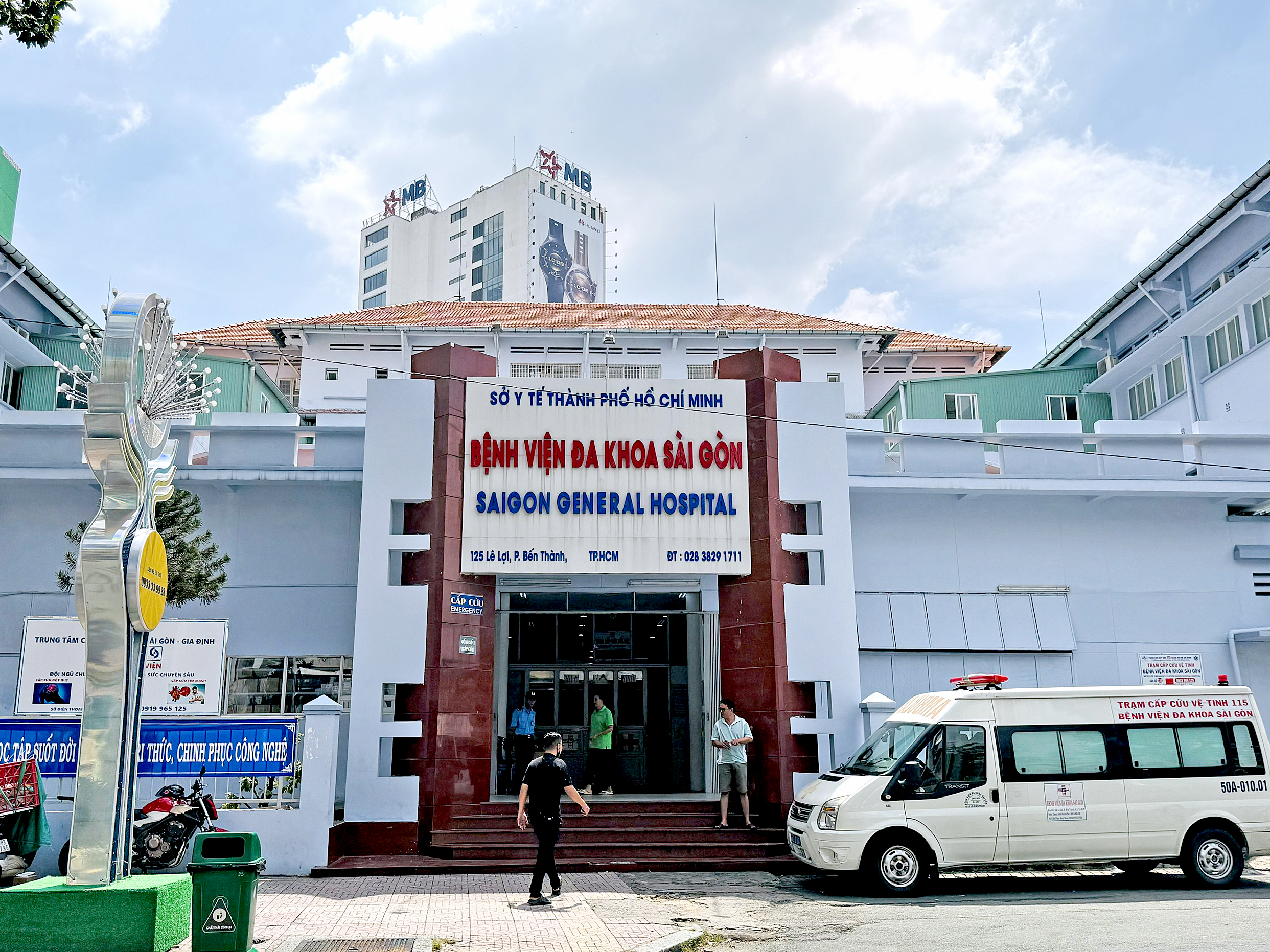 TP.HCM đề xuất cơ cấu, giải thể các bệnh viện, trung tâm y tế, trạm y tế ra sao? - Ảnh 1.