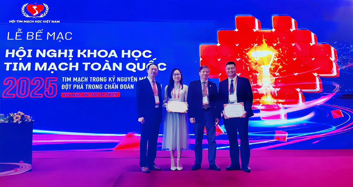 Giảng viên y khoa ĐH Duy Tân giành giải cao tại hội nghị tim mạch - Ảnh 1.