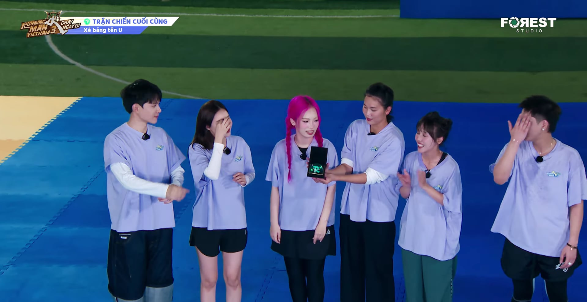 Running man tập 5: Diệu Nhi thả thính, Anh Tú Atus ngại đỏ mặt - Ảnh 14. Running Man tập 5: Diệu Nhi thả thính, Anh Tú Atus ngại đỏ mặt - Ảnh 15.