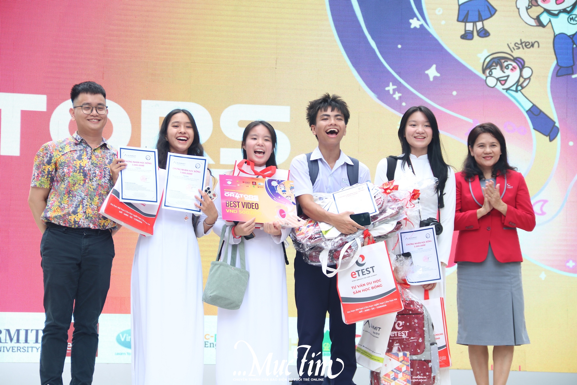 Teen Trường THPT Marie Curie tranh tài hùng biện tiếng Anh- Ảnh 9. Teen Trường THPT Marie Curie tranh tài hùng biện tiếng Anh- Ảnh 9.