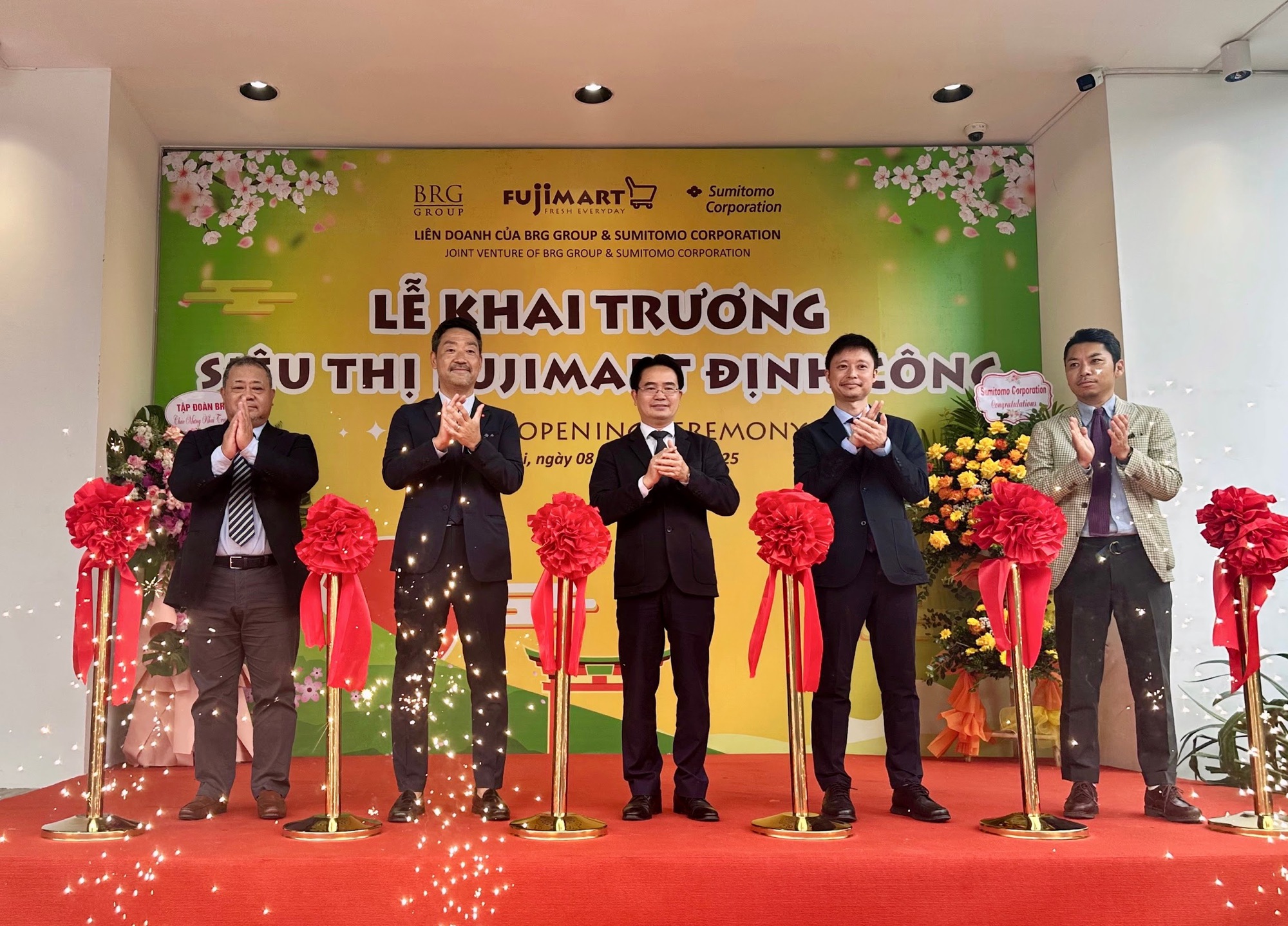 FujiMart  - Ảnh 2.