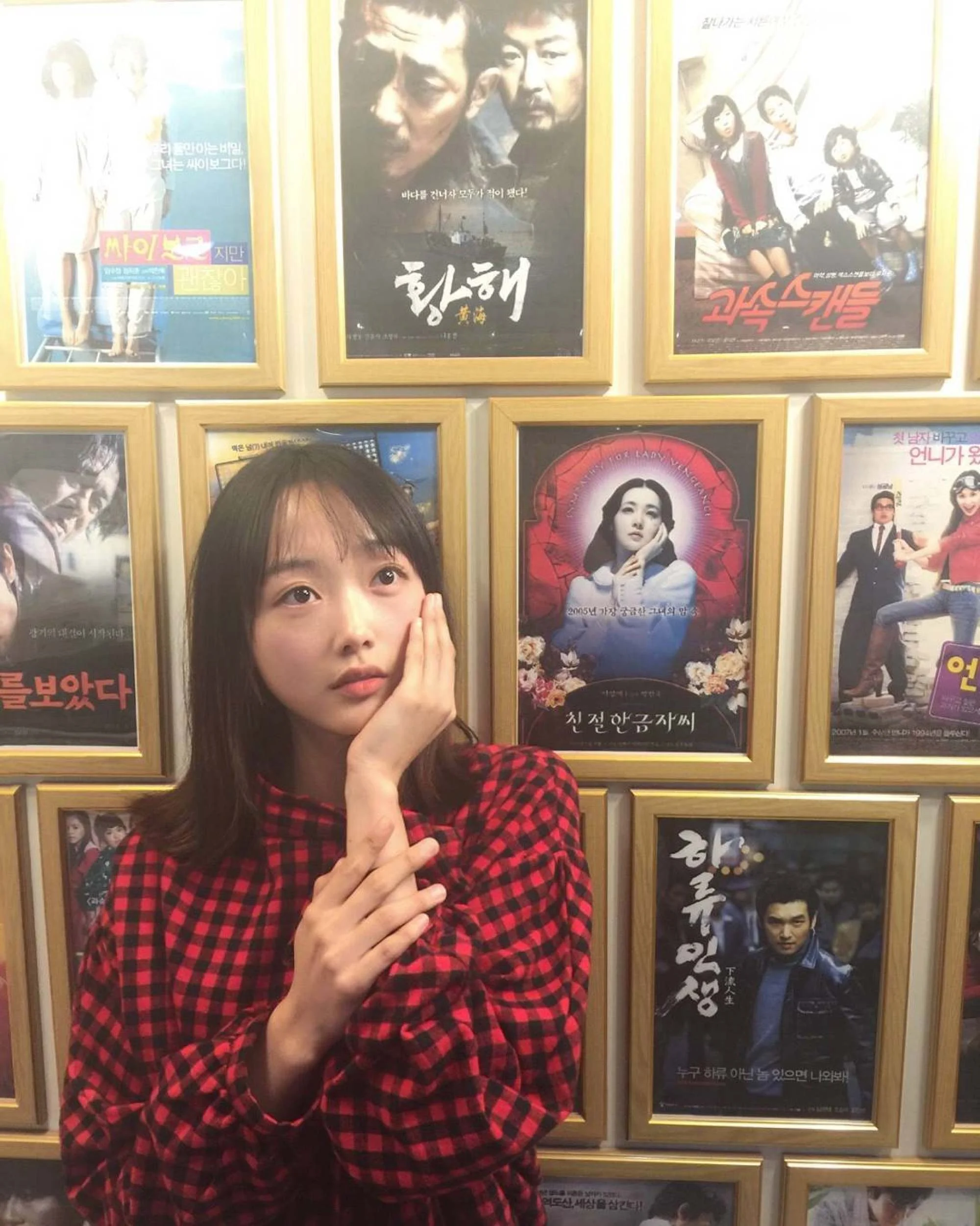 Vén màn bí mật 'con gái Netflix' Lee Yoo Mi - Ảnh 2.